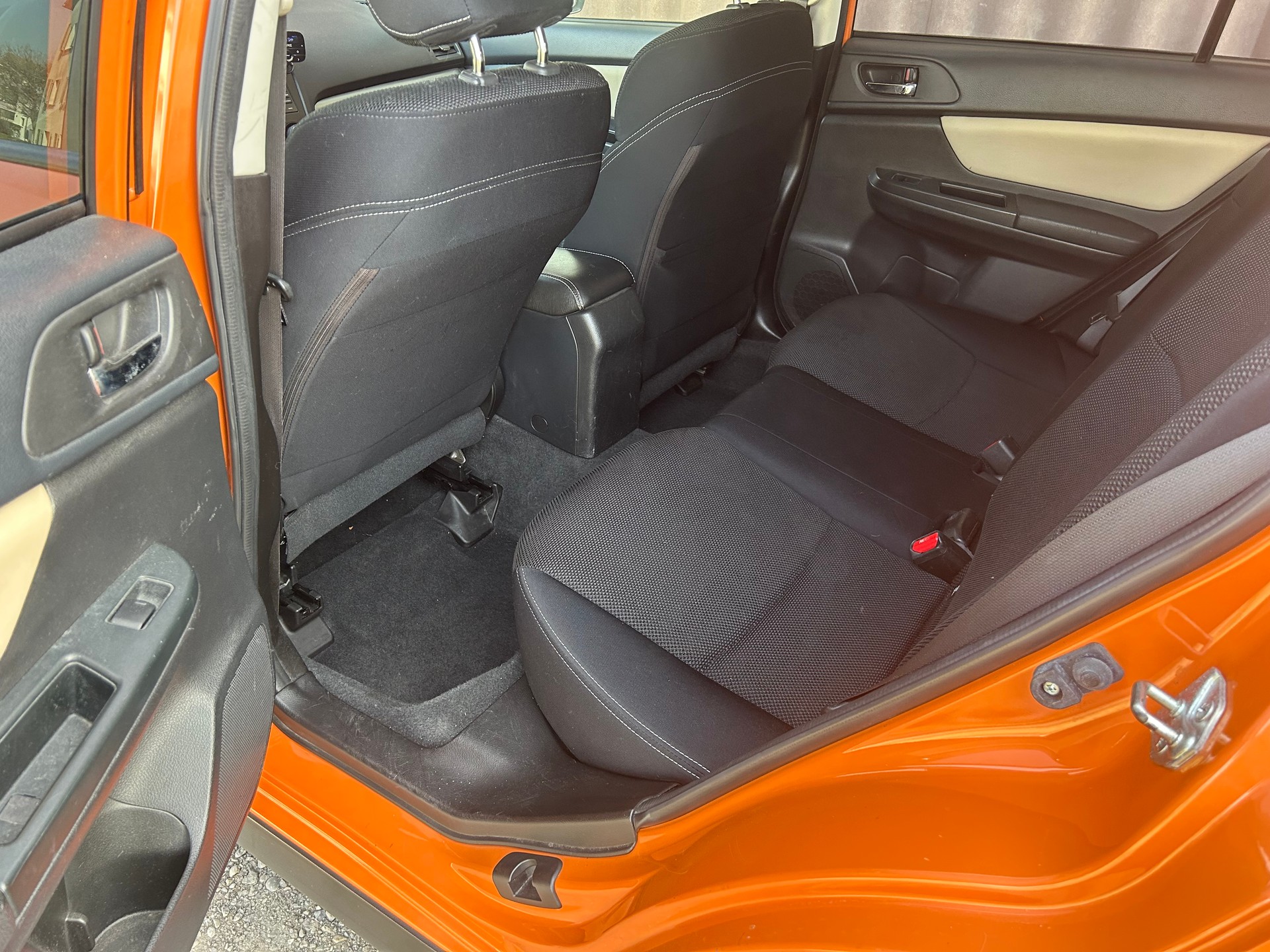 SUBARU XV 2.0D Swiss One AWD-image-12