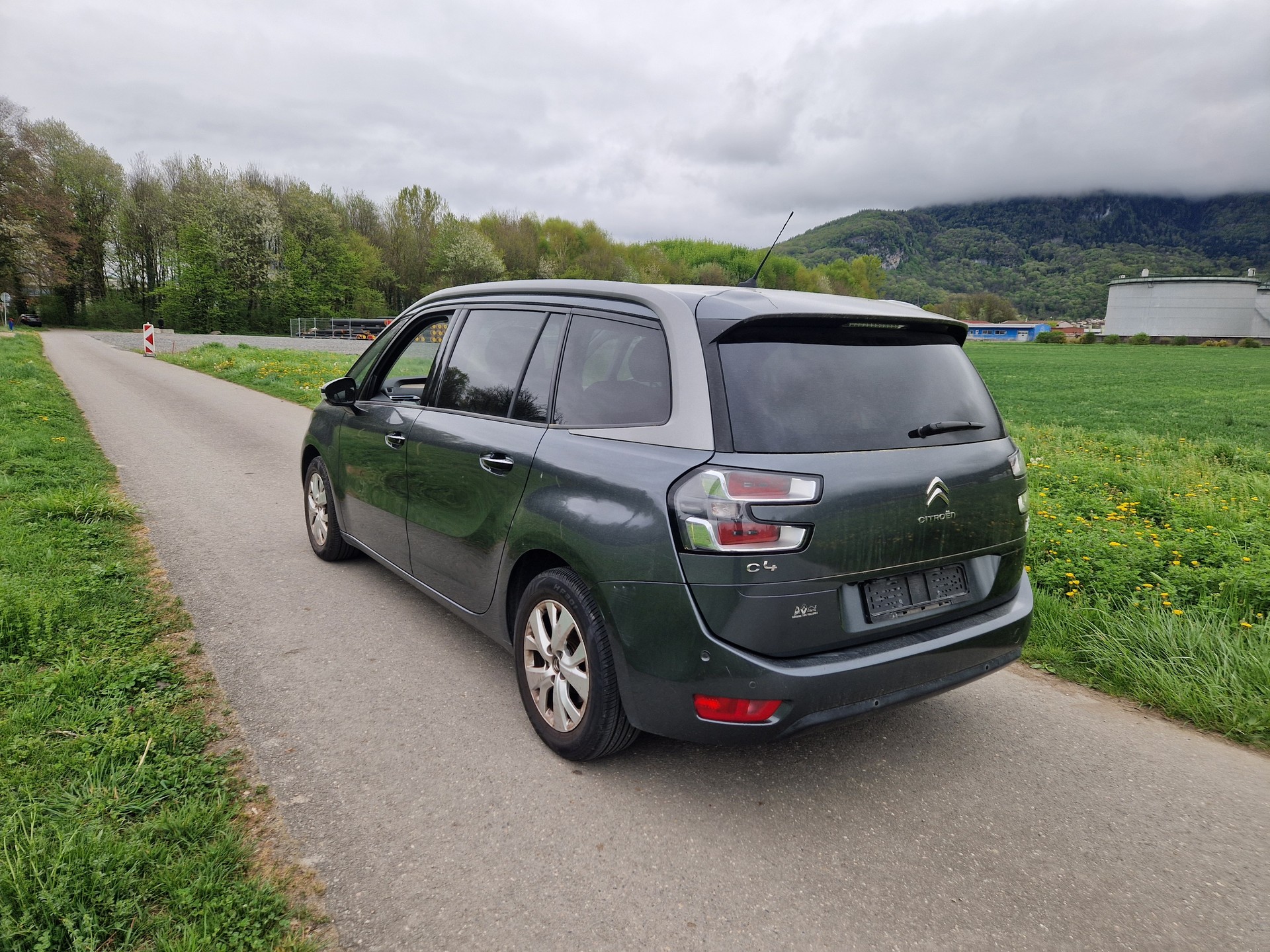 CITROEN Grand C4 Picasso 1.6 e-HDi Exclusive-image-5