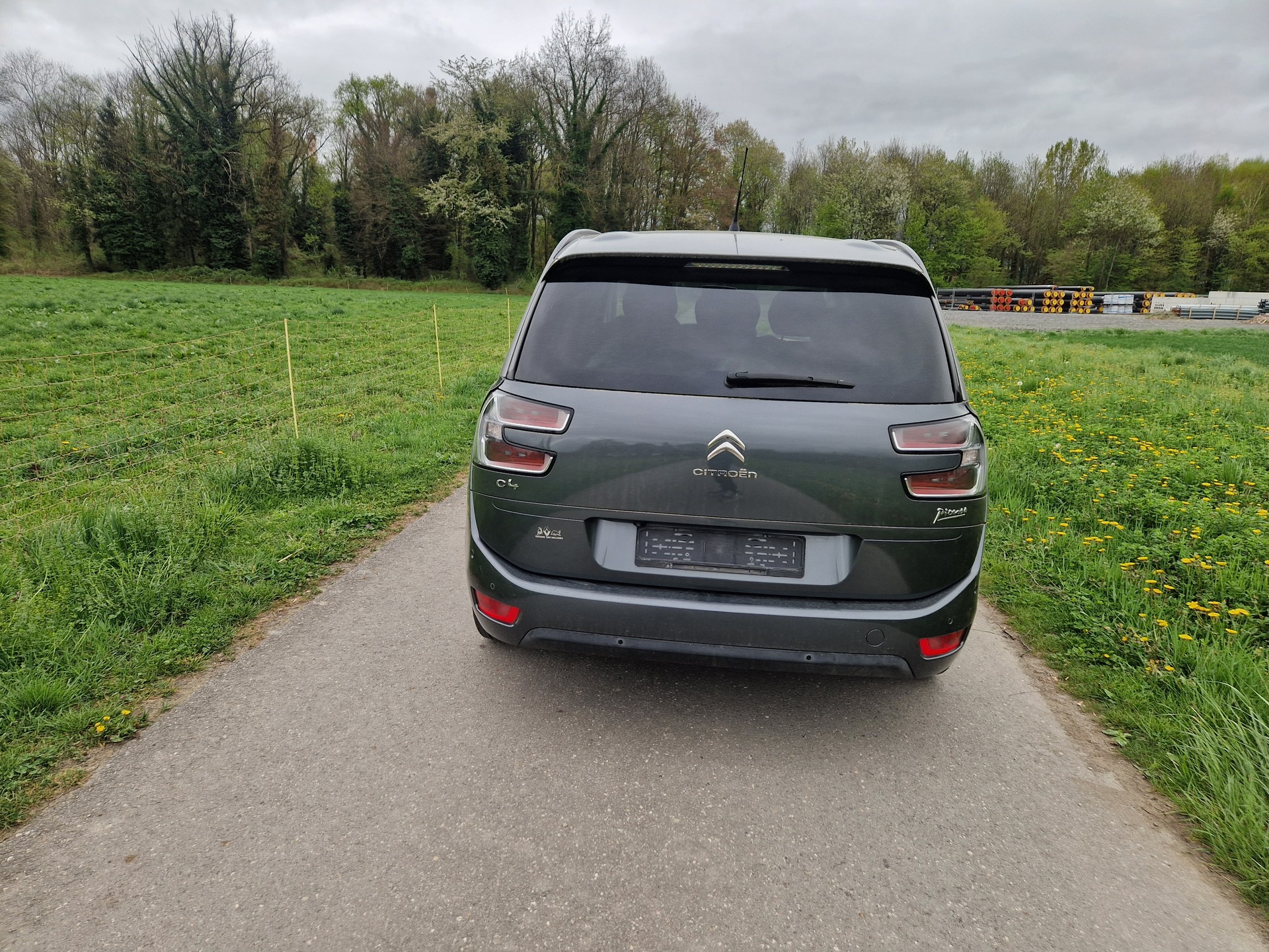 CITROEN Grand C4 Picasso 1.6 e-HDi Exclusive-image-4