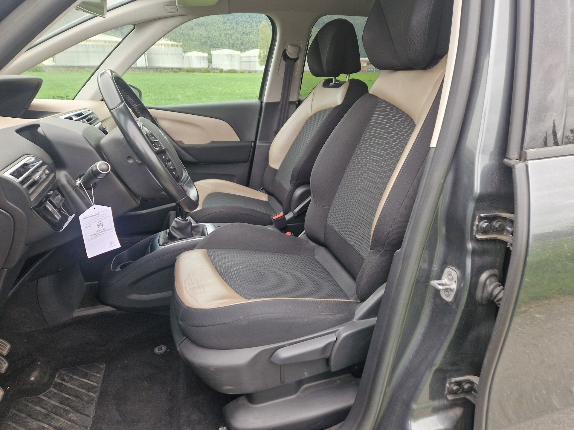 CITROEN Grand C4 Picasso 1.6 e-HDi Exclusive-image-9
