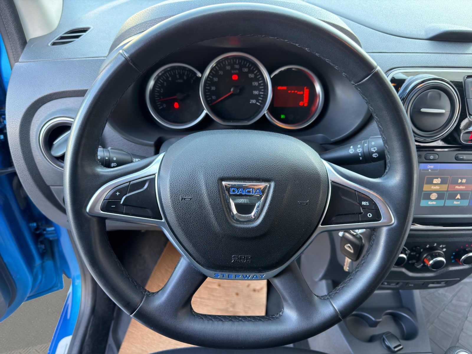 DACIA Lodgy 1.2 T Stepway 7PL-image-9
