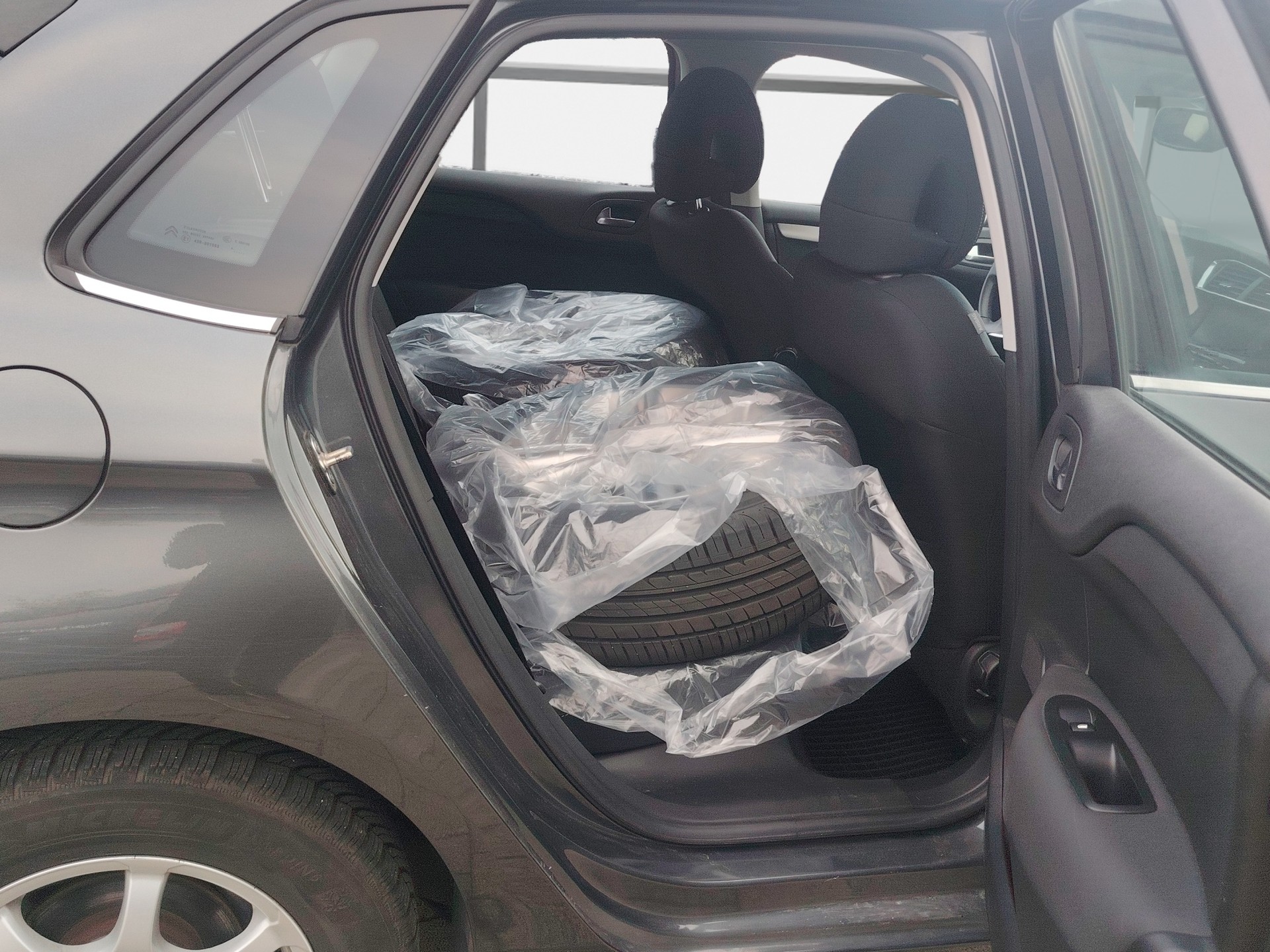 CITROEN C4-image-12