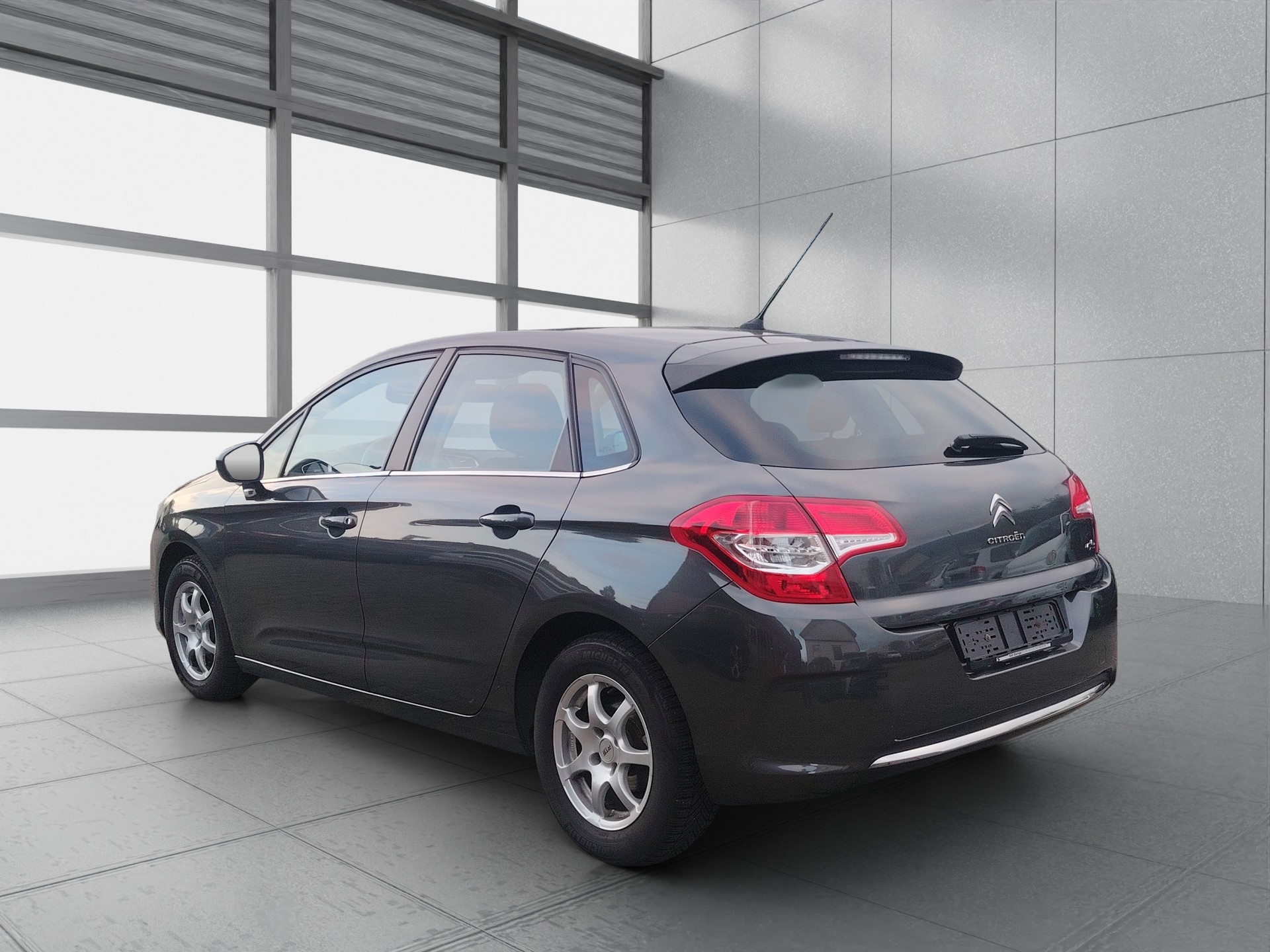CITROEN C4-image-4