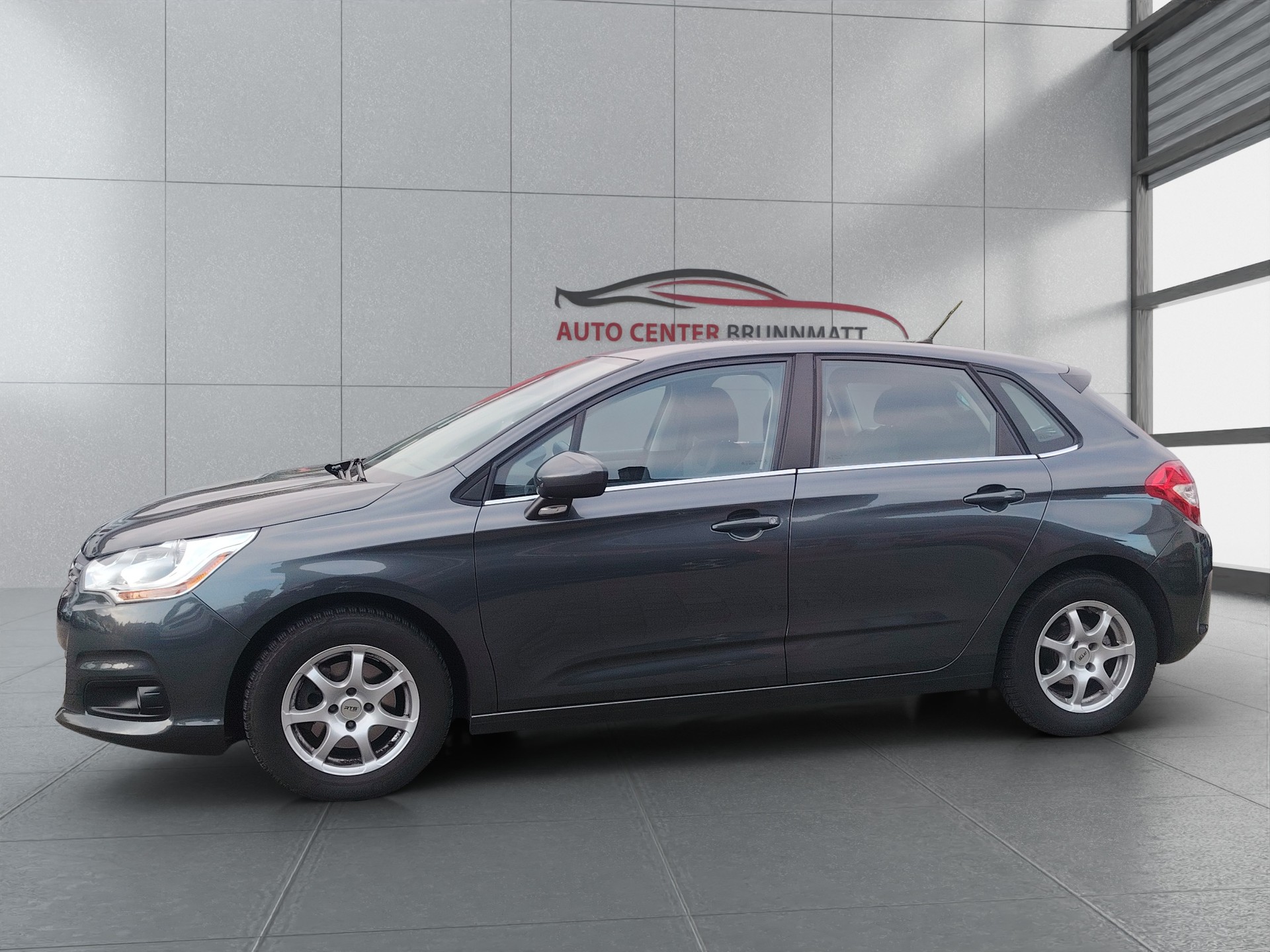 CITROEN C4-image-5