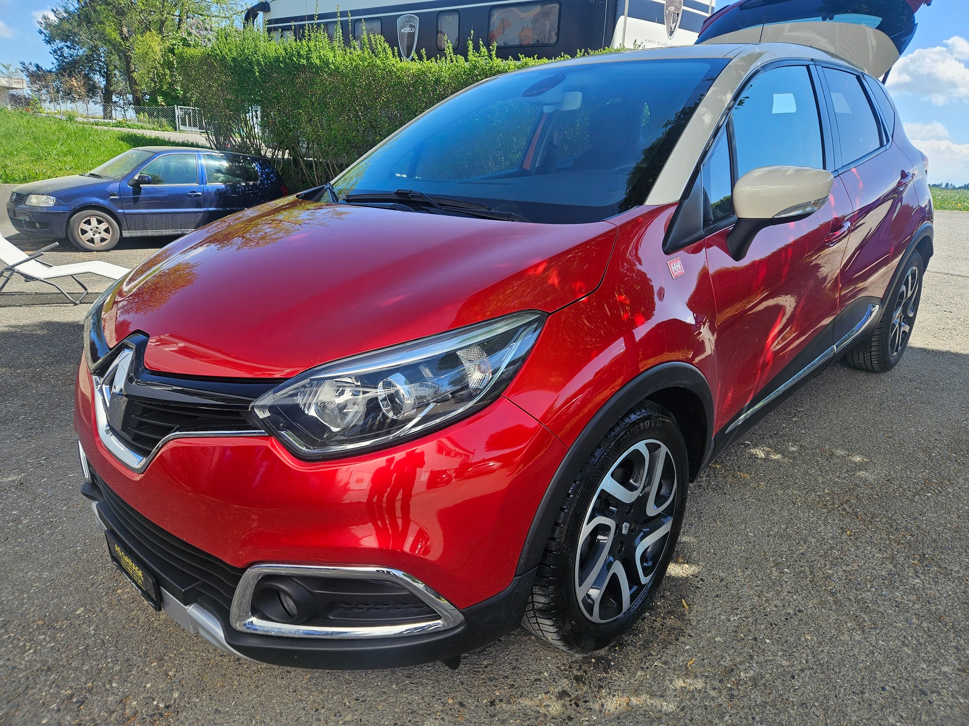RENAULT Captur 1.2 T Helly Hansen EDC-image-2