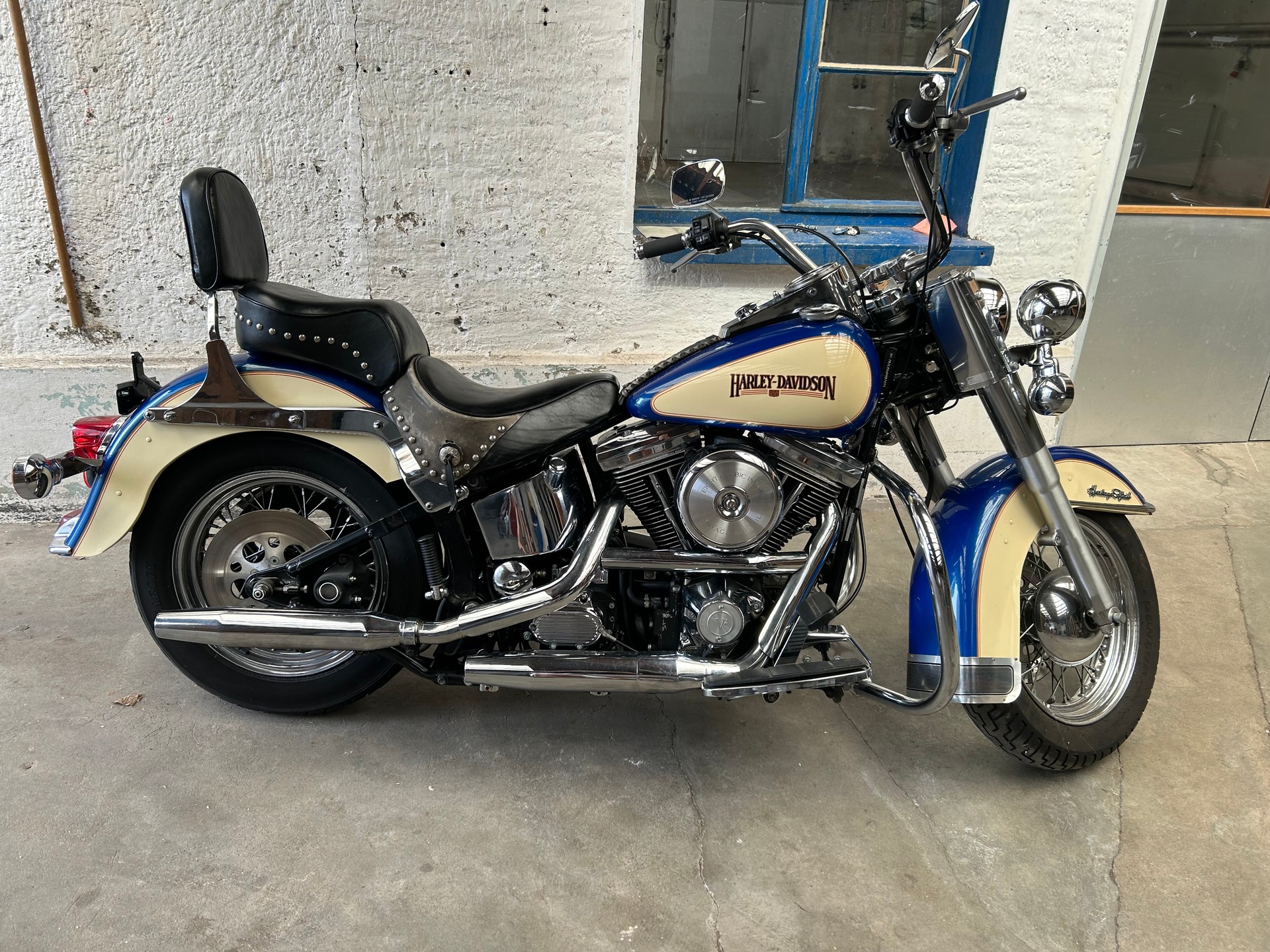 HARLEY-DAVIDSON FLST Heritage Softail-image-1