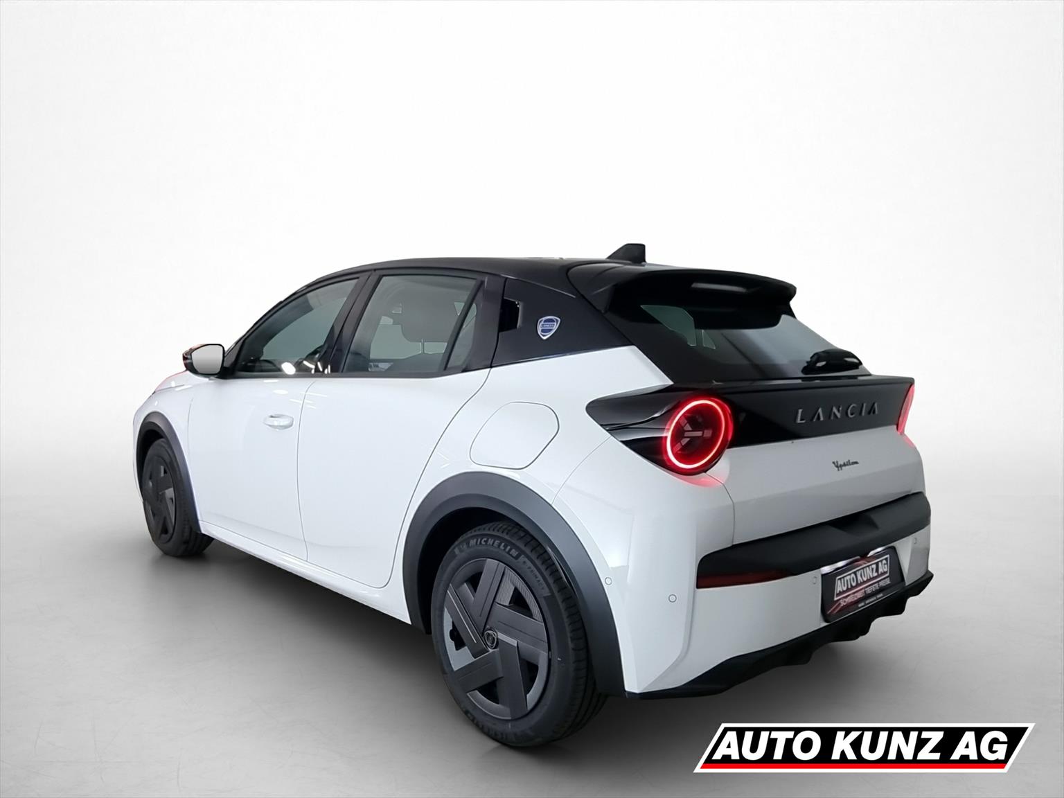 LANCIA Ypsilon Elektro 156-showroom-element-3