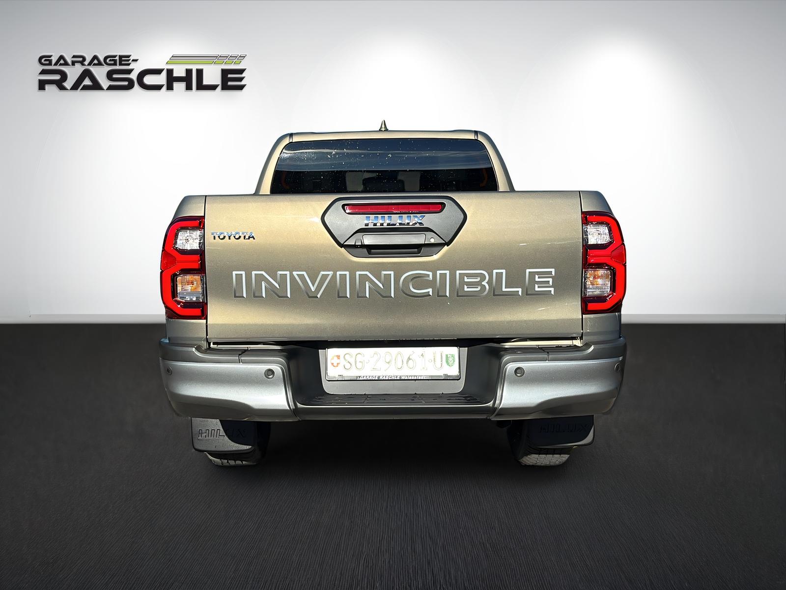 TOYOTA Hilux Double Cab.-Pick-up 2.8 D-4D MHEV 204 Invincible-image-4