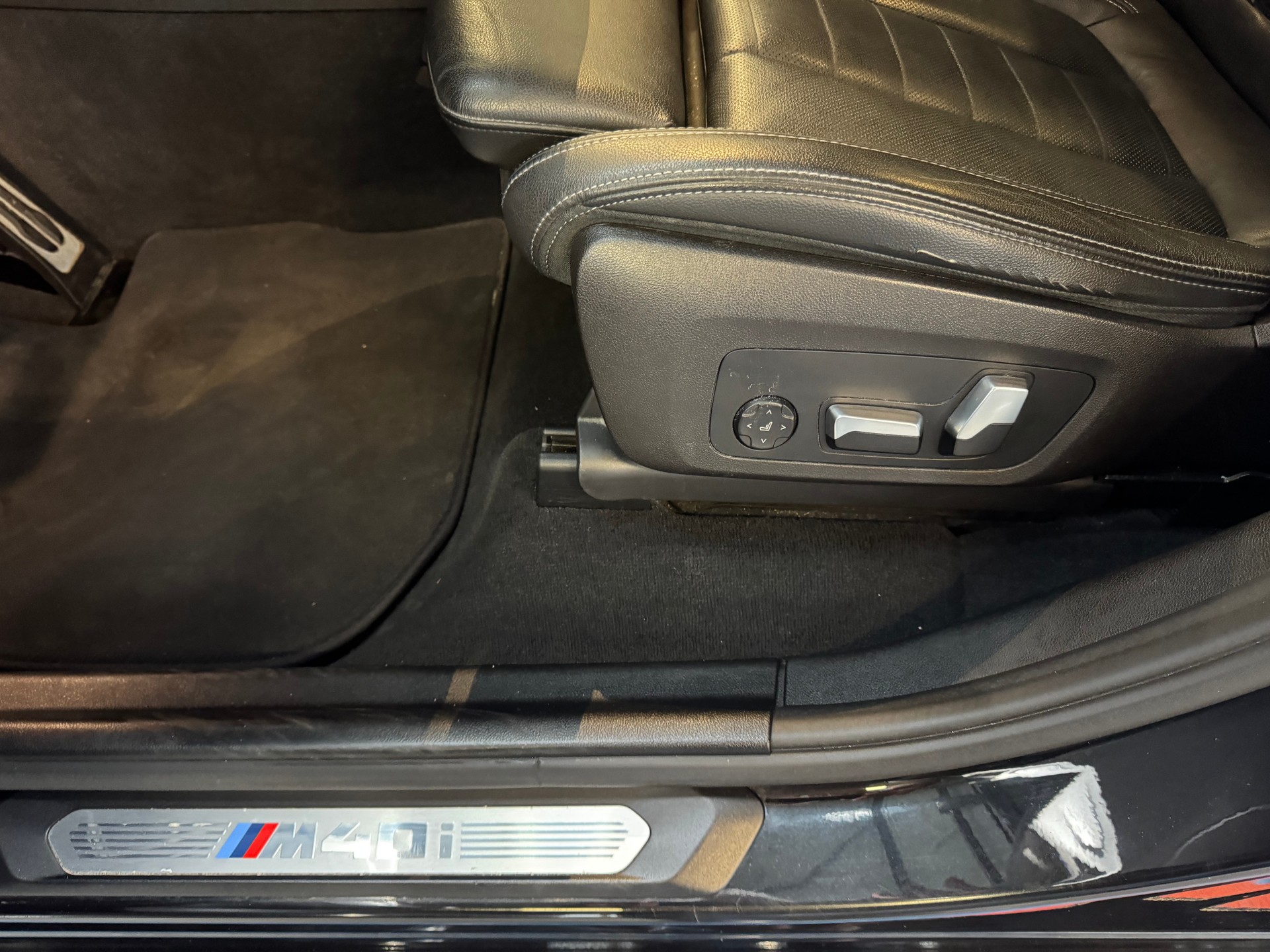 BMW X3 xDrive M40i Steptronic-image-12