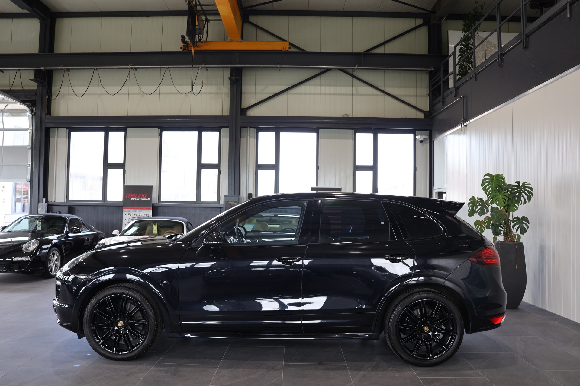 PORSCHE Cayenne Turbo S-image-4