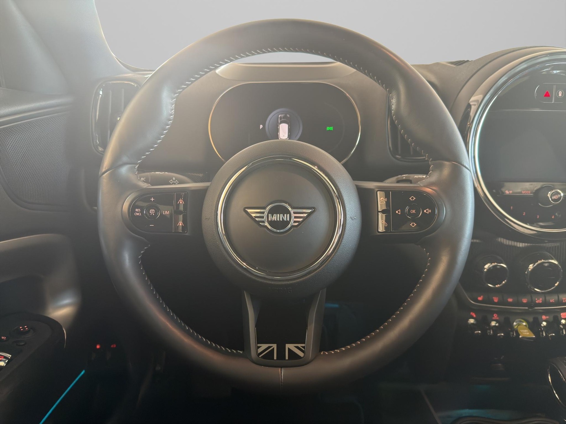 MINI Countryman SE ALL4-image-13