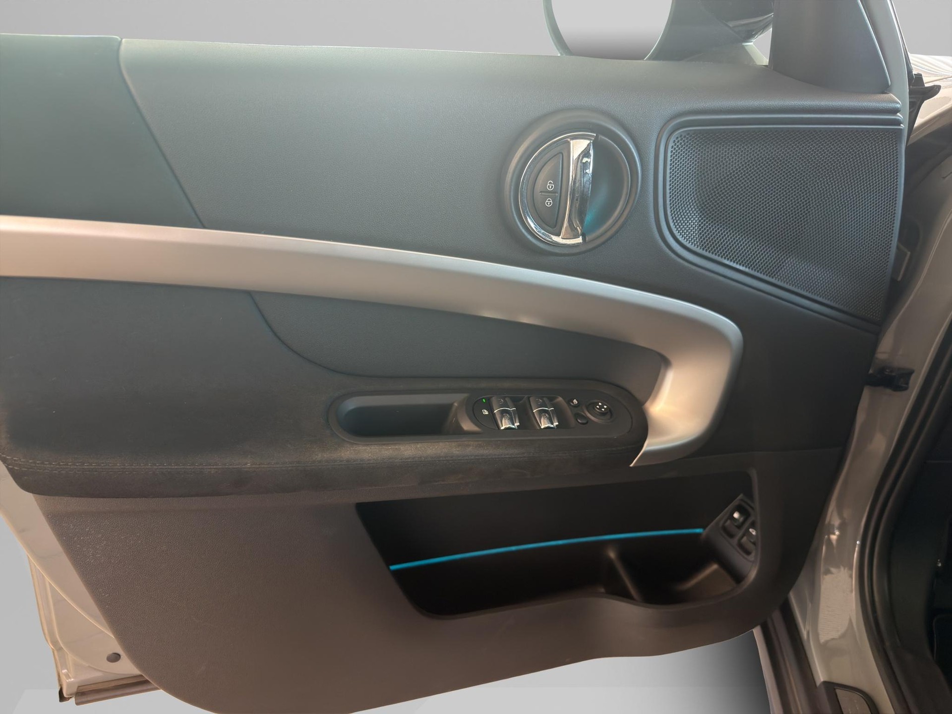 MINI Countryman SE ALL4-image-17