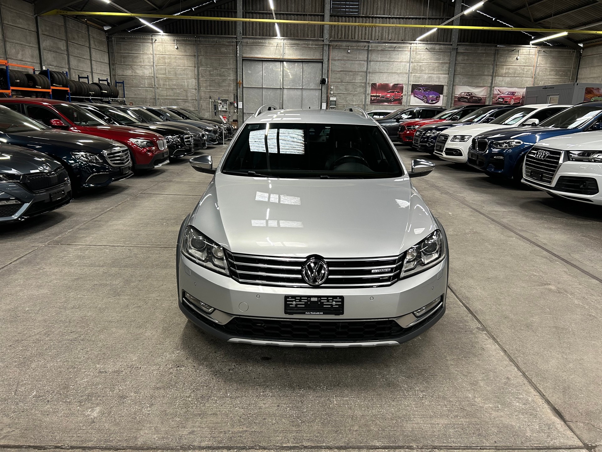 VW Passat Alltrack 2.0 TSI 4Motion DSG-image-8