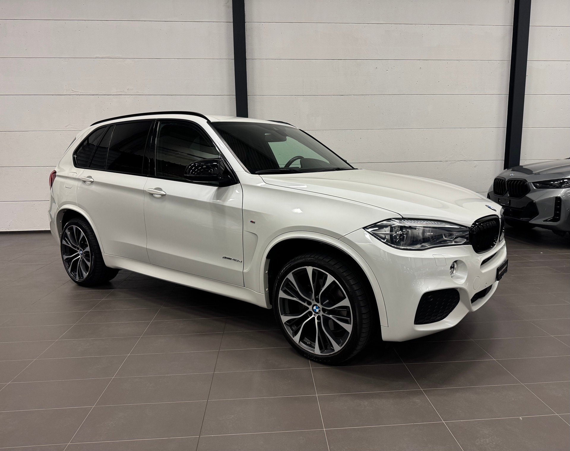 BMW X5 xDrive 40d Steptronic M Sport-image-5