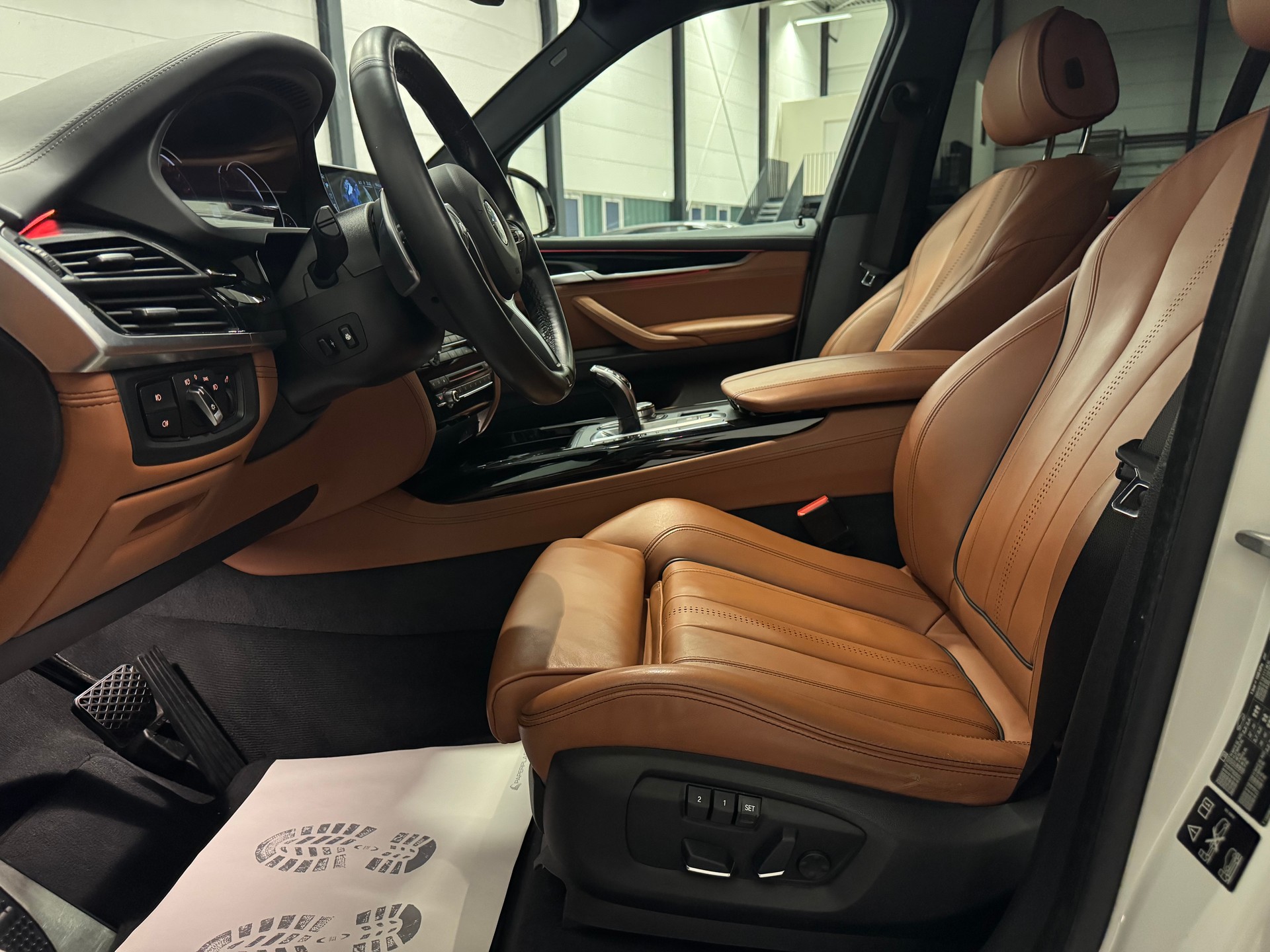 BMW X5 xDrive 40d Steptronic M Sport-image-17
