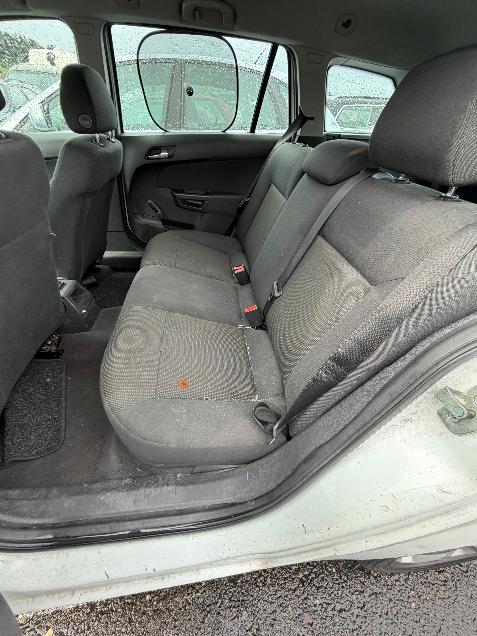 OPEL Astra Caravan 1.6i 16V TP Cosmo-image-5