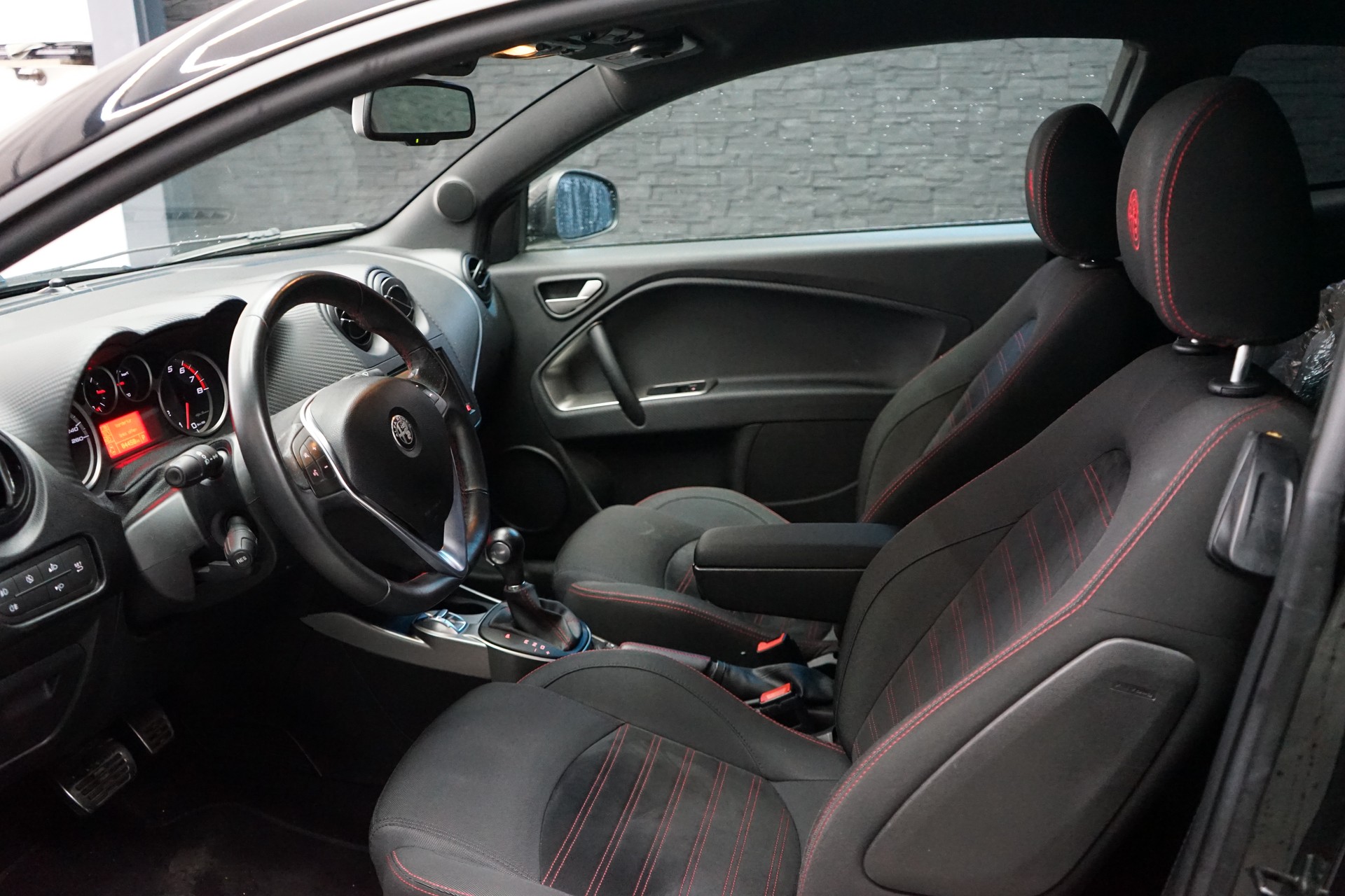 ALFA ROMEO MiTo 1.4 TB Veloce TCT-showroom-element-3