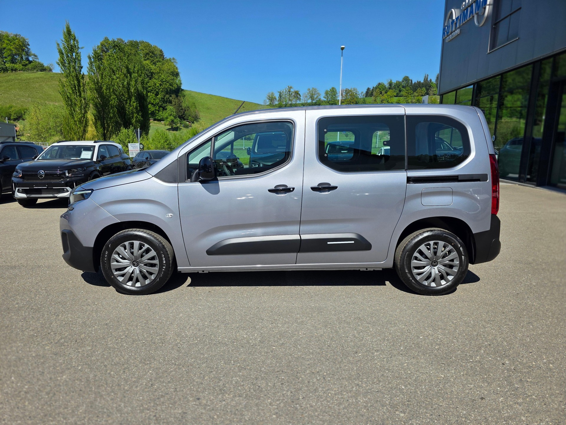 CITROEN Berlingo 1.2 PureTech Tonic-image-1