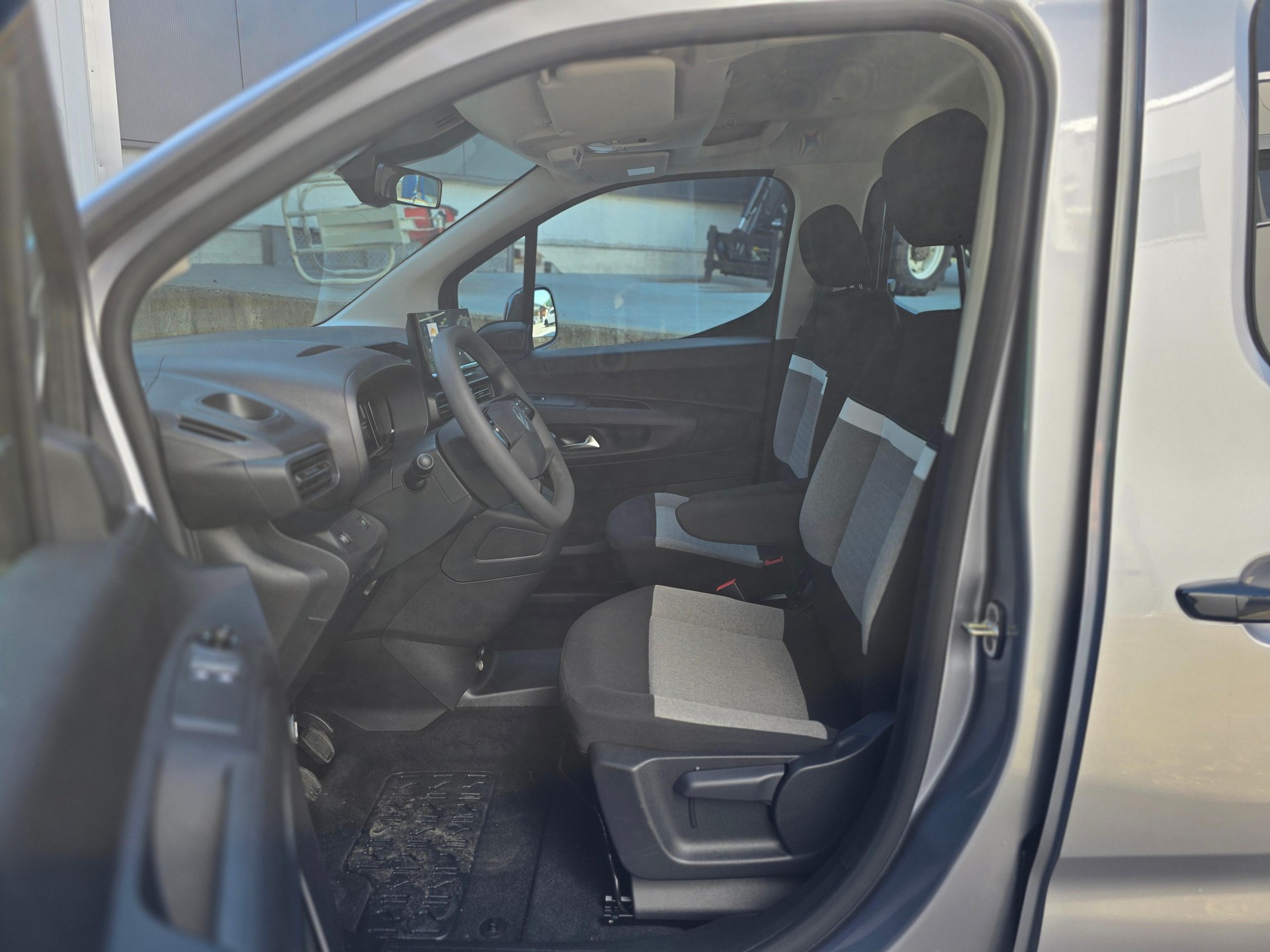CITROEN Berlingo 1.2 PureTech Tonic-image-9