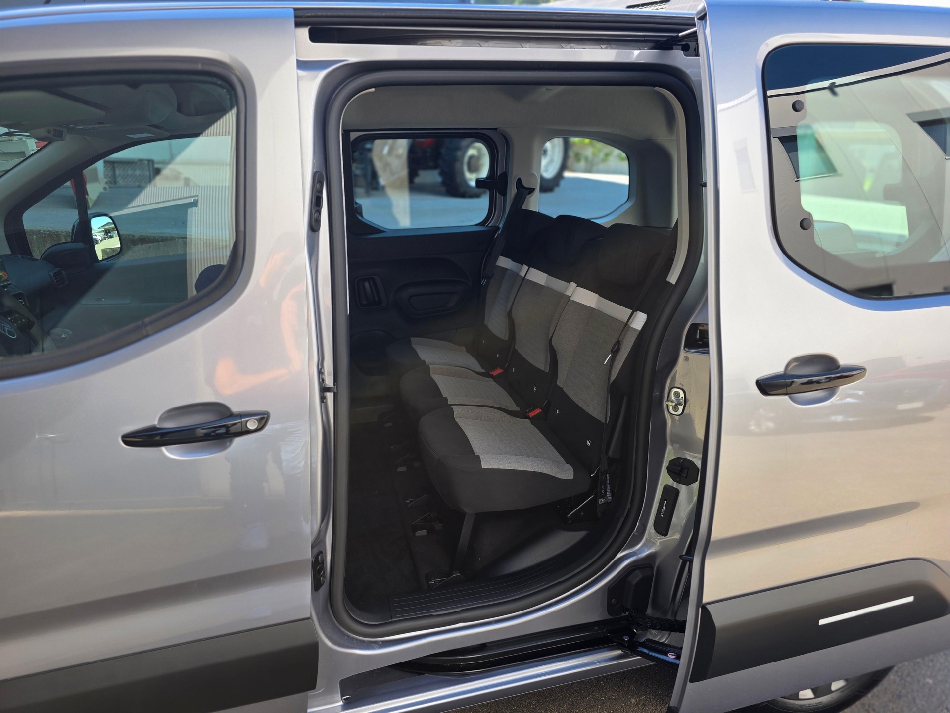 CITROEN Berlingo 1.2 PureTech Tonic-image-10