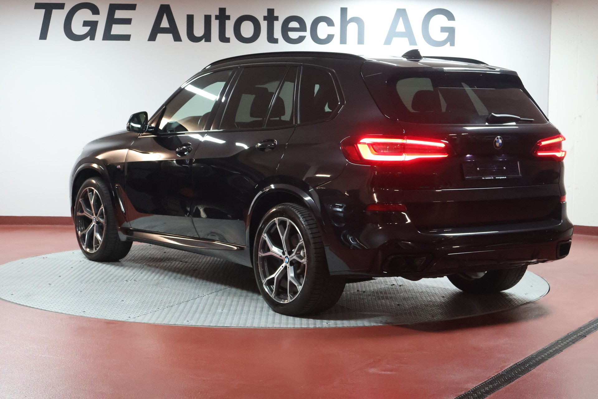 BMW X5 xDrive 48V 30d M Sport Steptronic-image-20