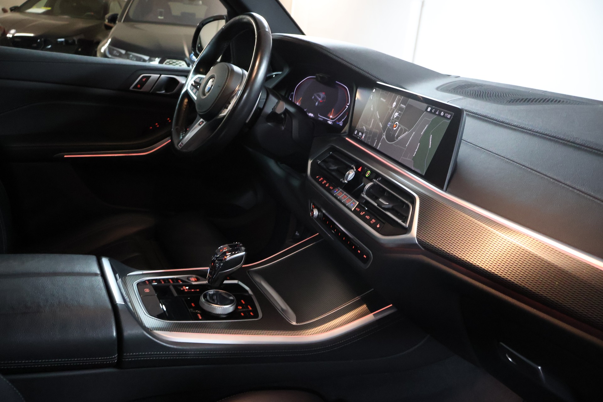 BMW X5 xDrive 48V 30d M Sport Steptronic-image-11
