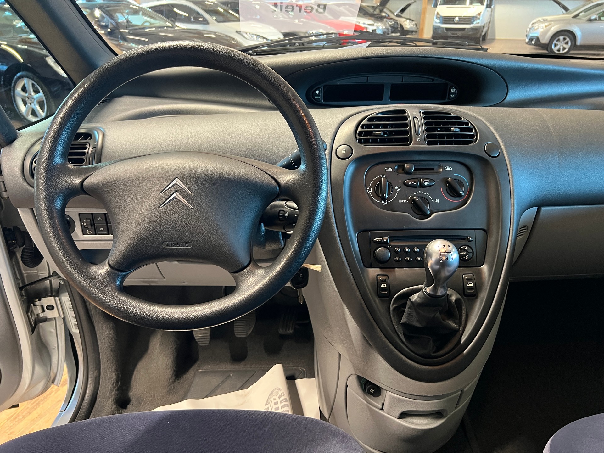 CITROEN Xsara Picasso 1.6i X-image-9