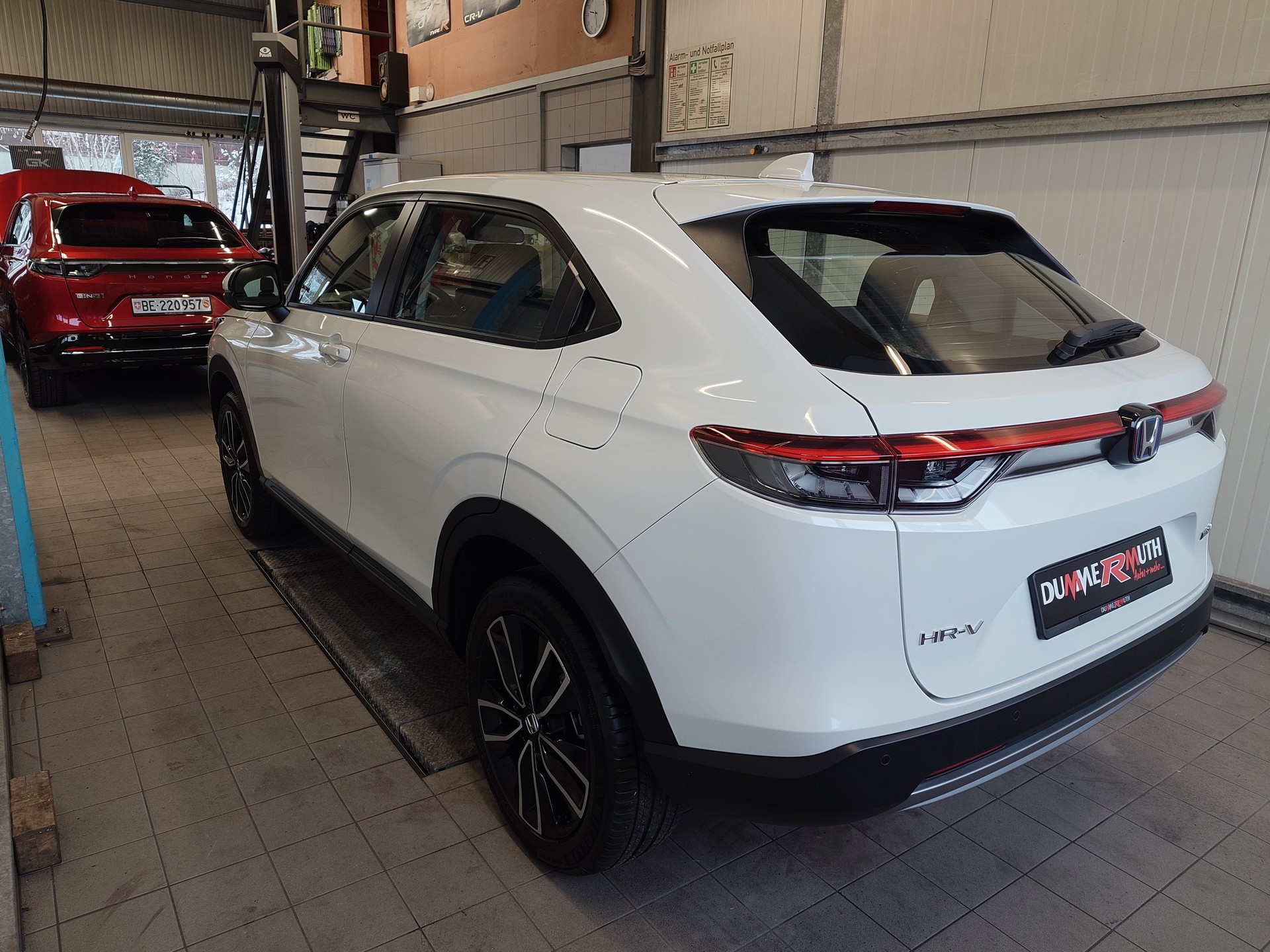 HONDA HR-V 1.5i-MMD Elegance CVT-image-10