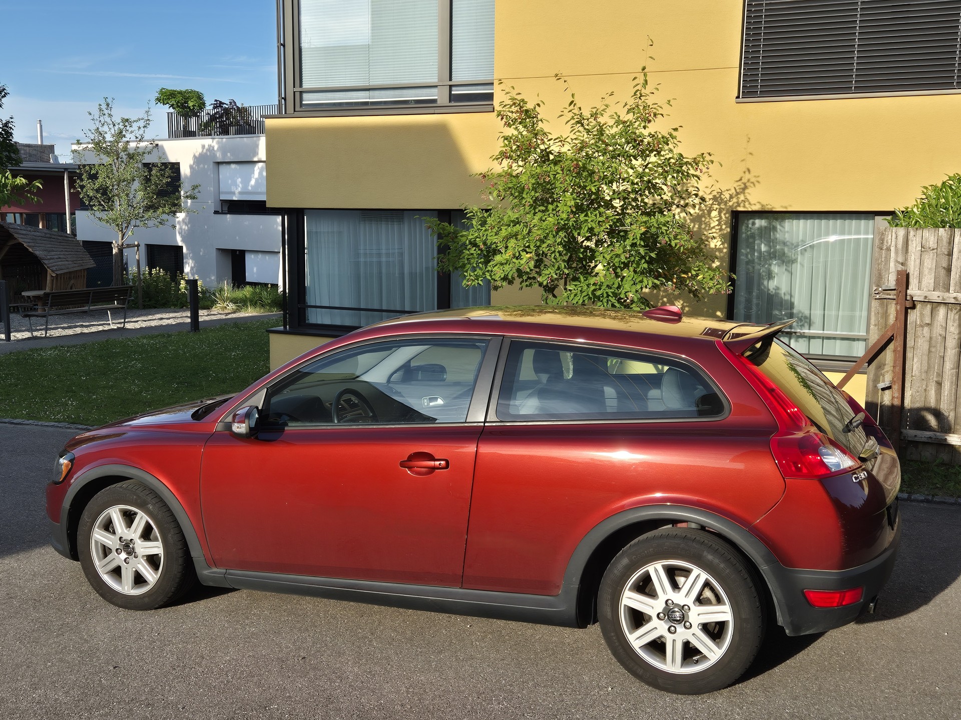 VOLVO 2.4 D5 Summum