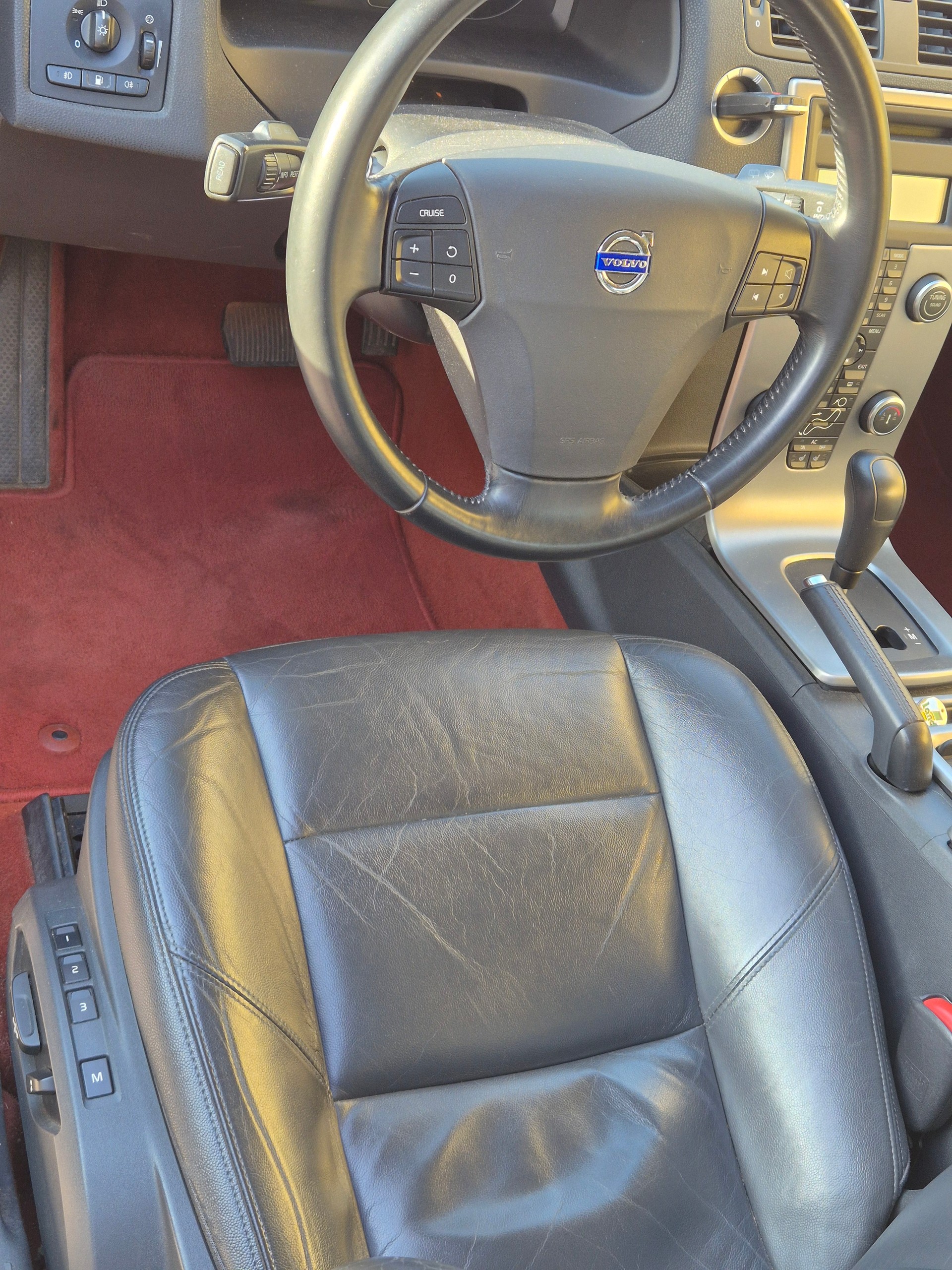 VOLVO 2.4 D5 Summum-image-2