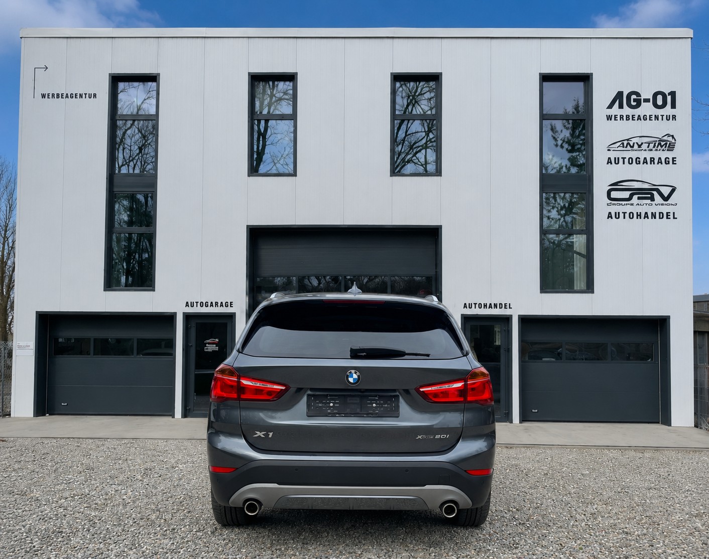 BMW X1 xDrive 20i Sport Line Steptronic-image-4