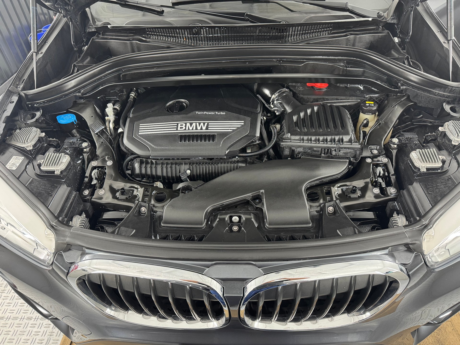 BMW X1 xDrive 20i Sport Line Steptronic-image-6