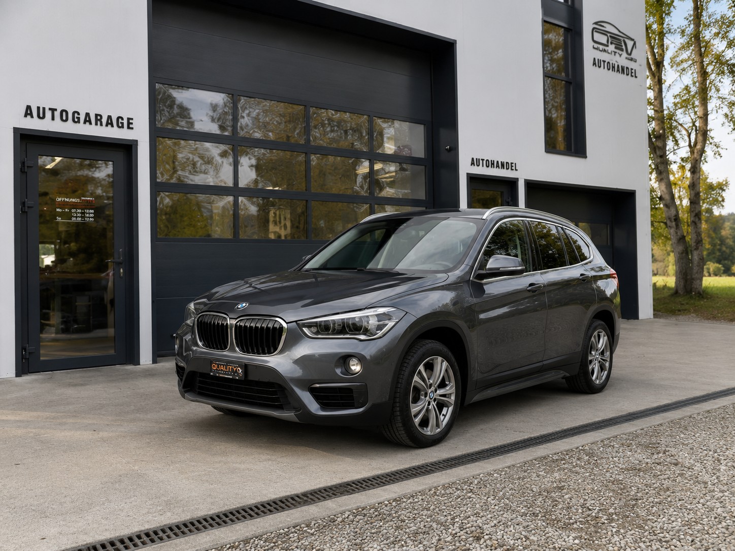 BMW X1 xDrive 20i Sport Line Steptronic-image-1