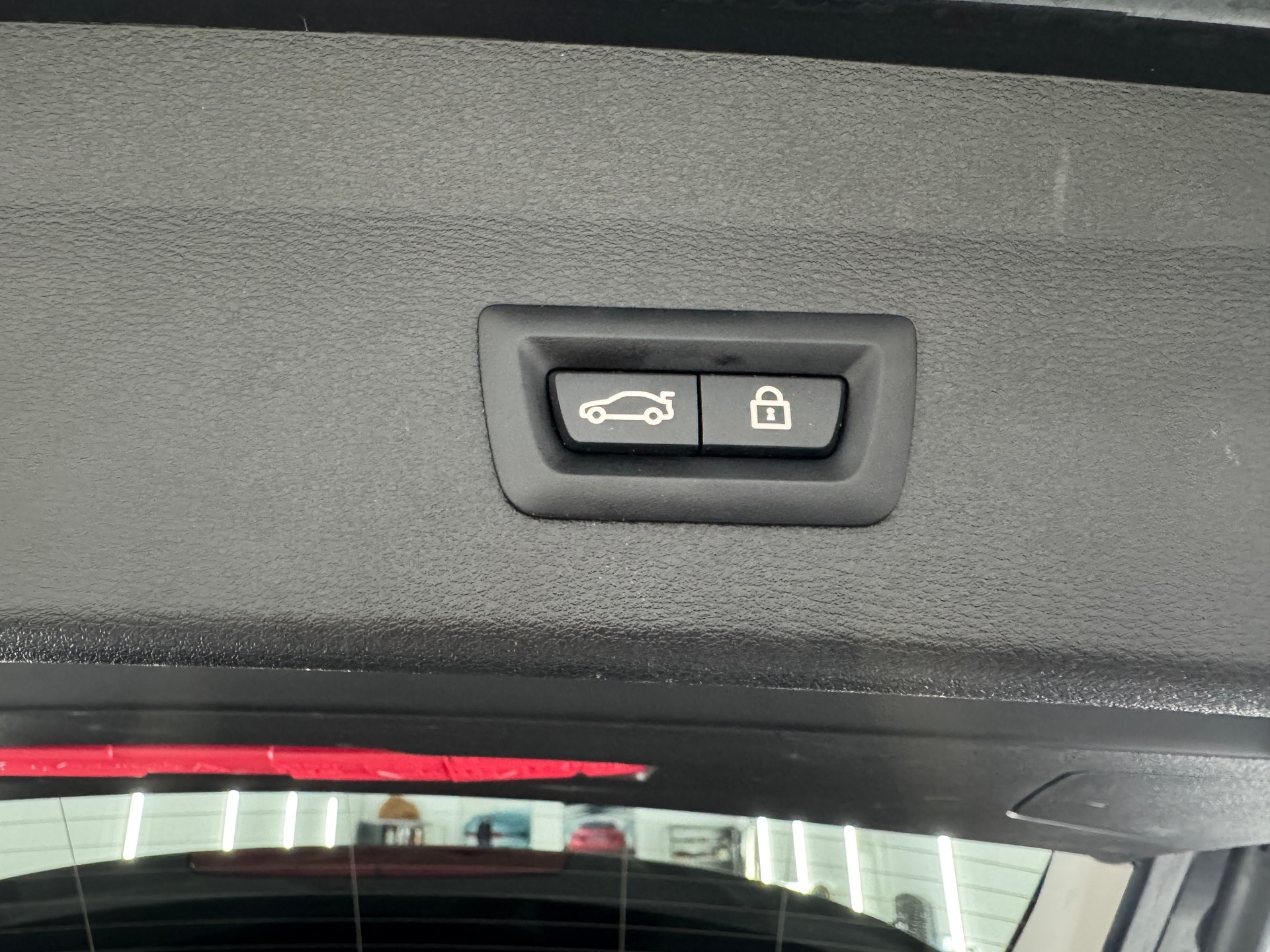 BMW X1 xDrive 20i Sport Line Steptronic-image-8