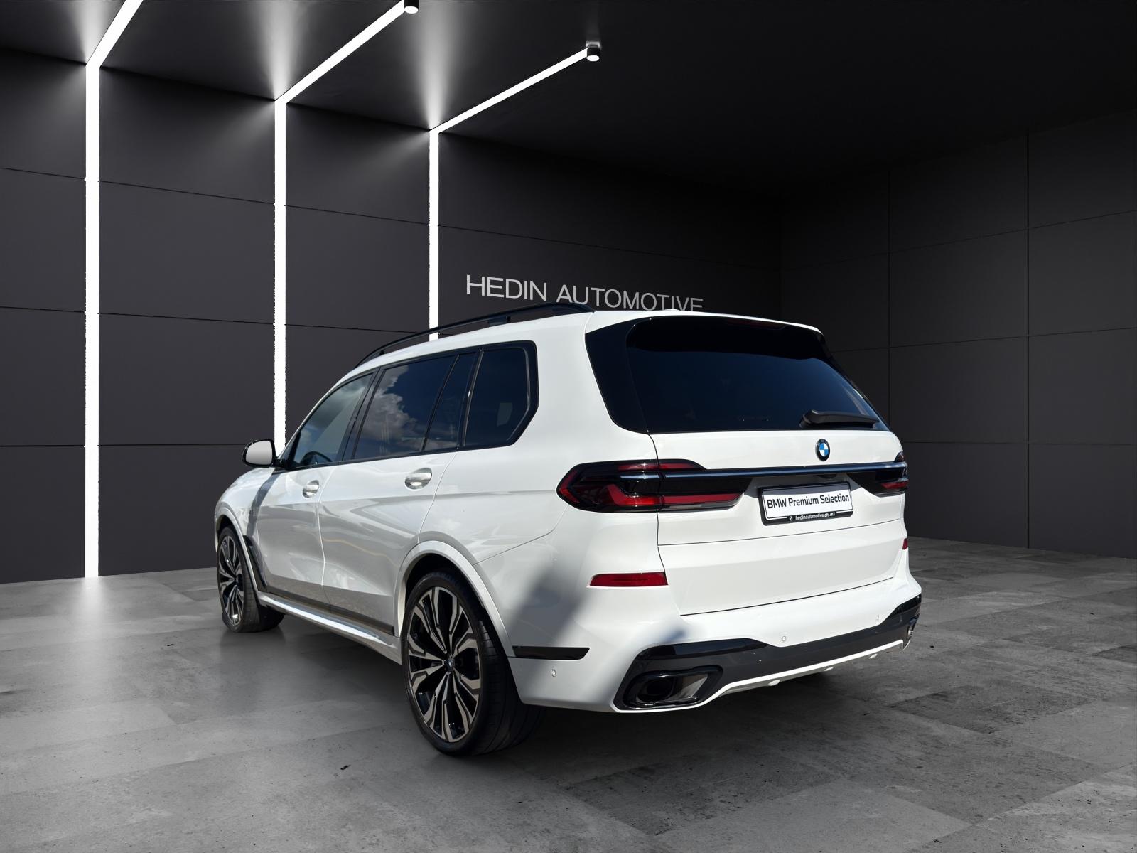 BMW X7 xDrive40d-showroom-element-3