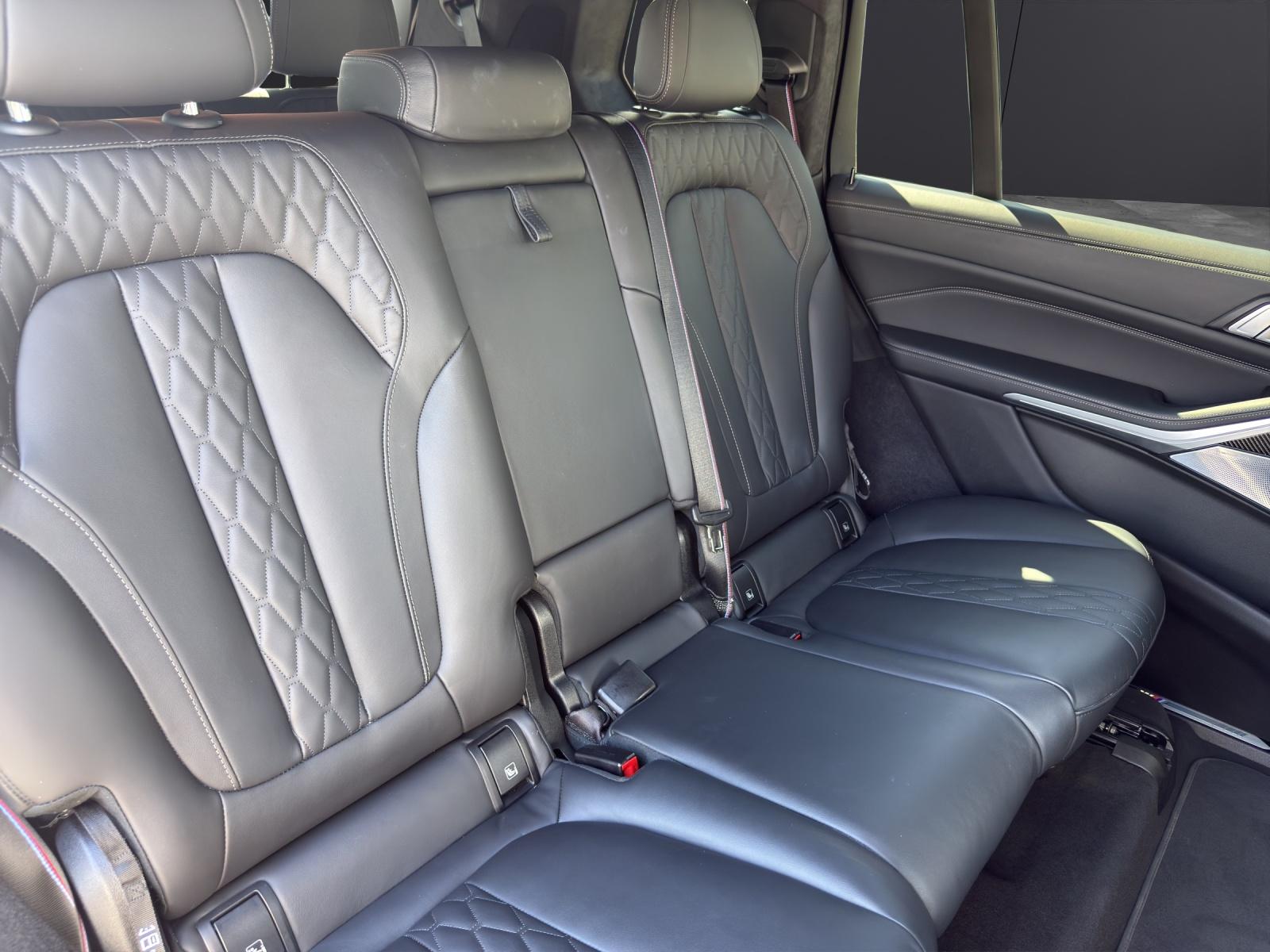 BMW X7 xDrive40d-image-11