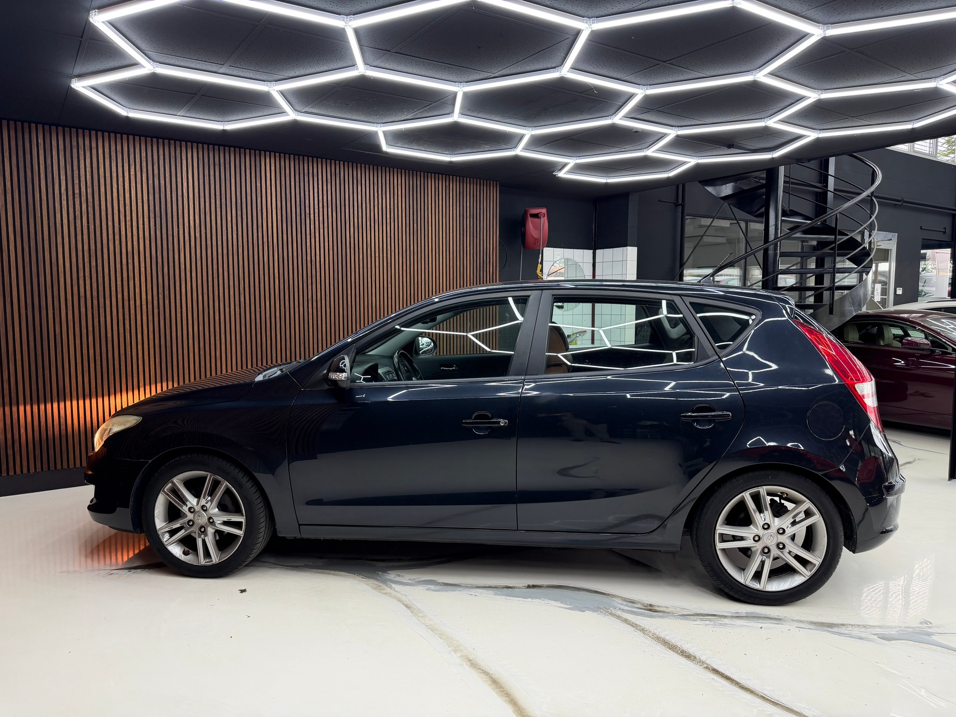 HYUNDAI i30 1.6 Style-image-9