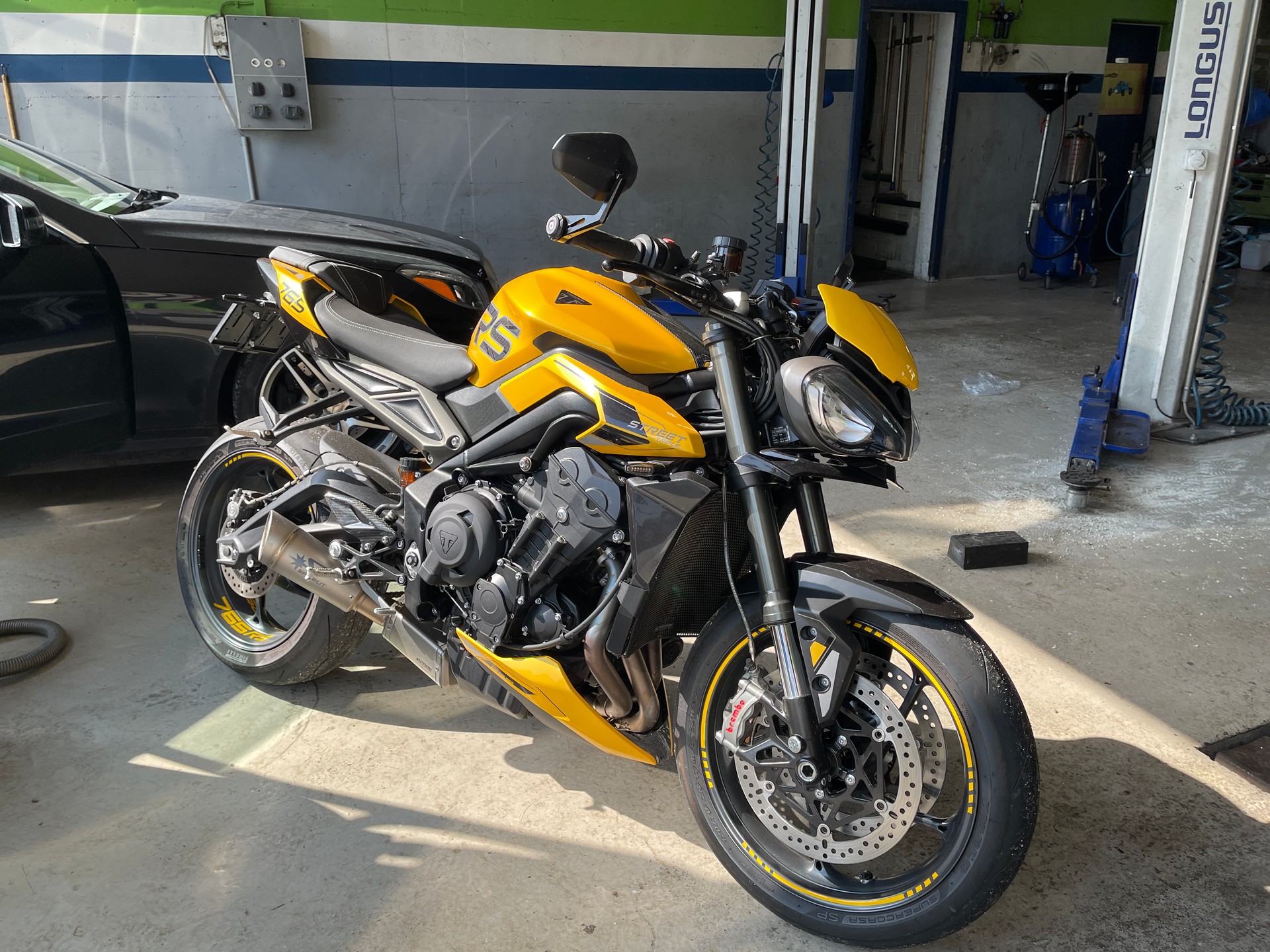 TRIUMPH Street Triple RS 765-image-4