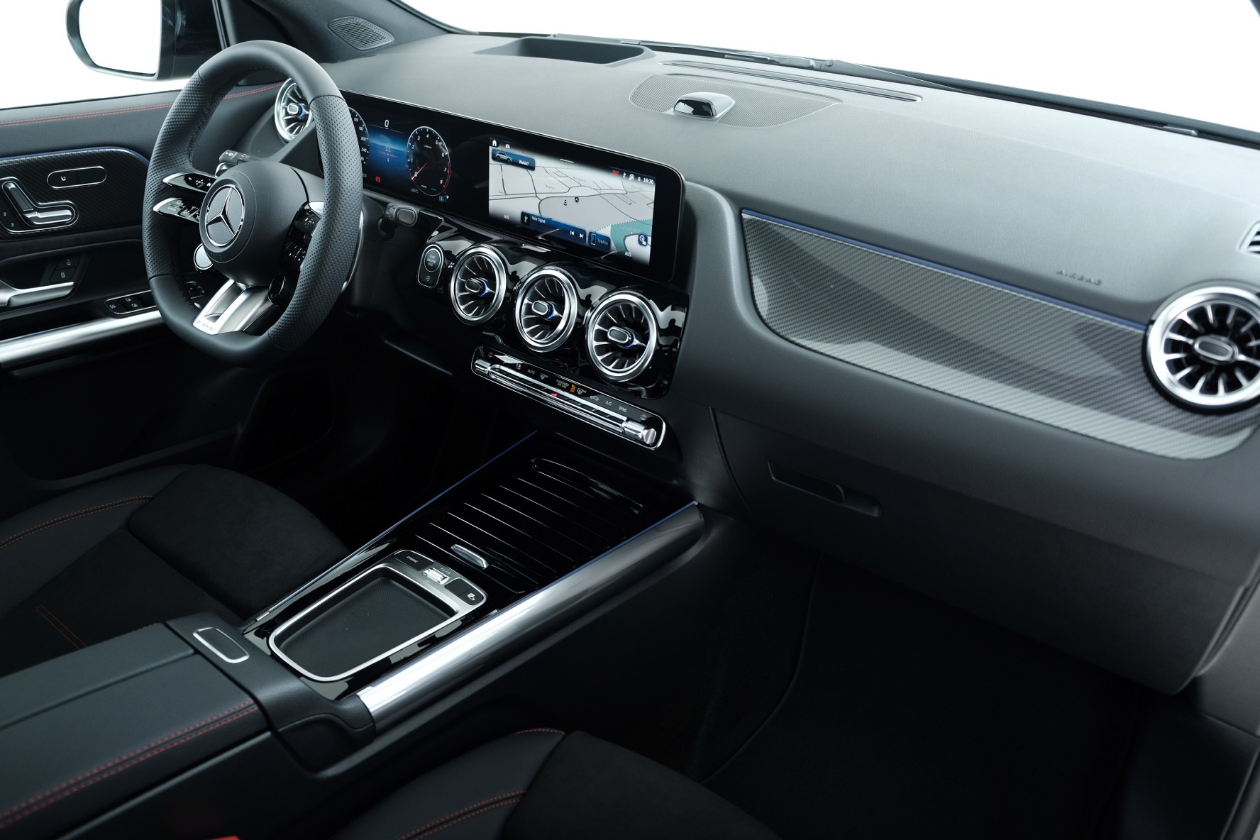 MERCEDES-BENZ GLA AMG 35 4Matic 8G-DCT-image-6