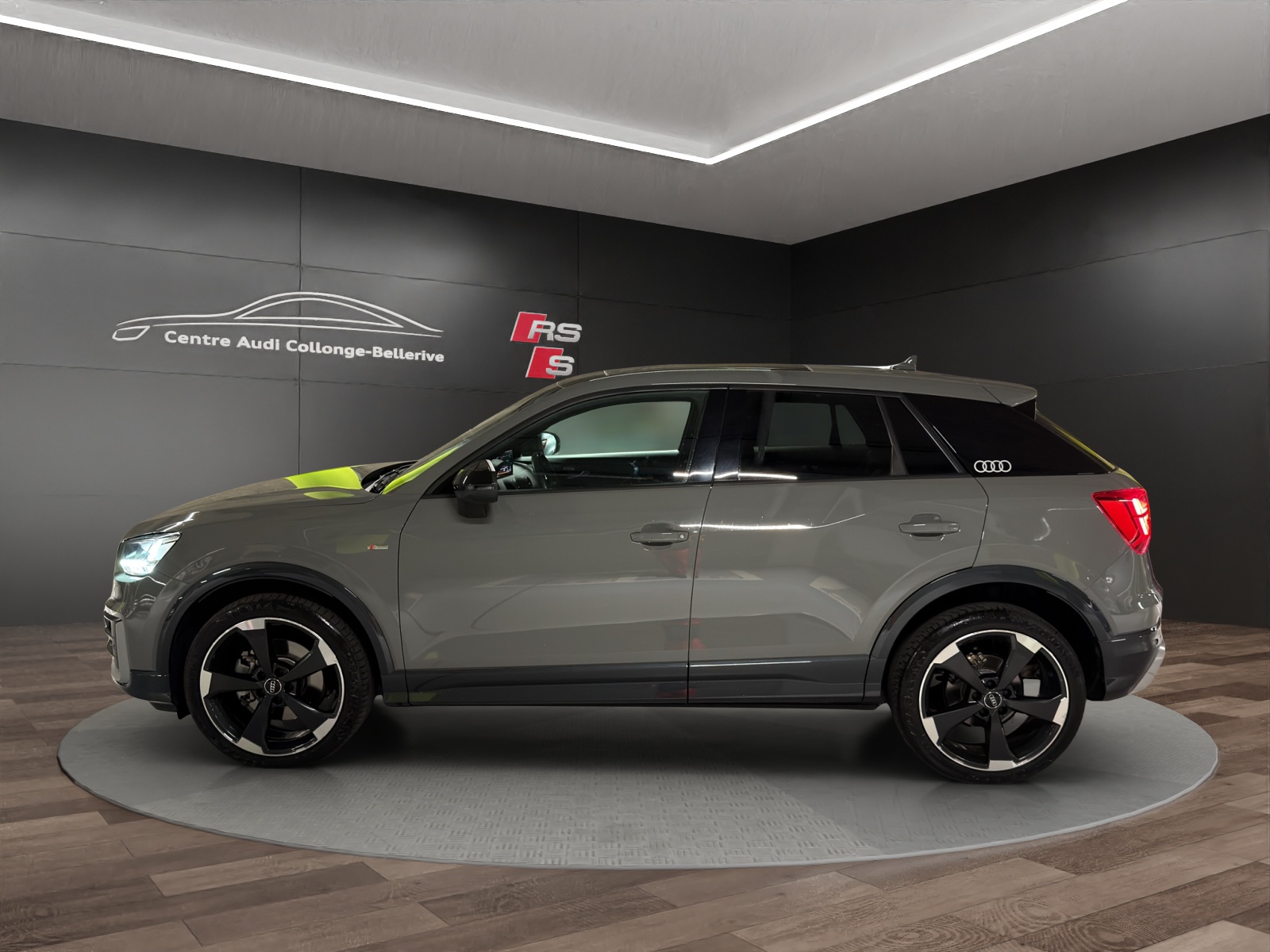AUDI Q2 1.4 TFSI Edition # 1 S-tronic-showroom-element-2