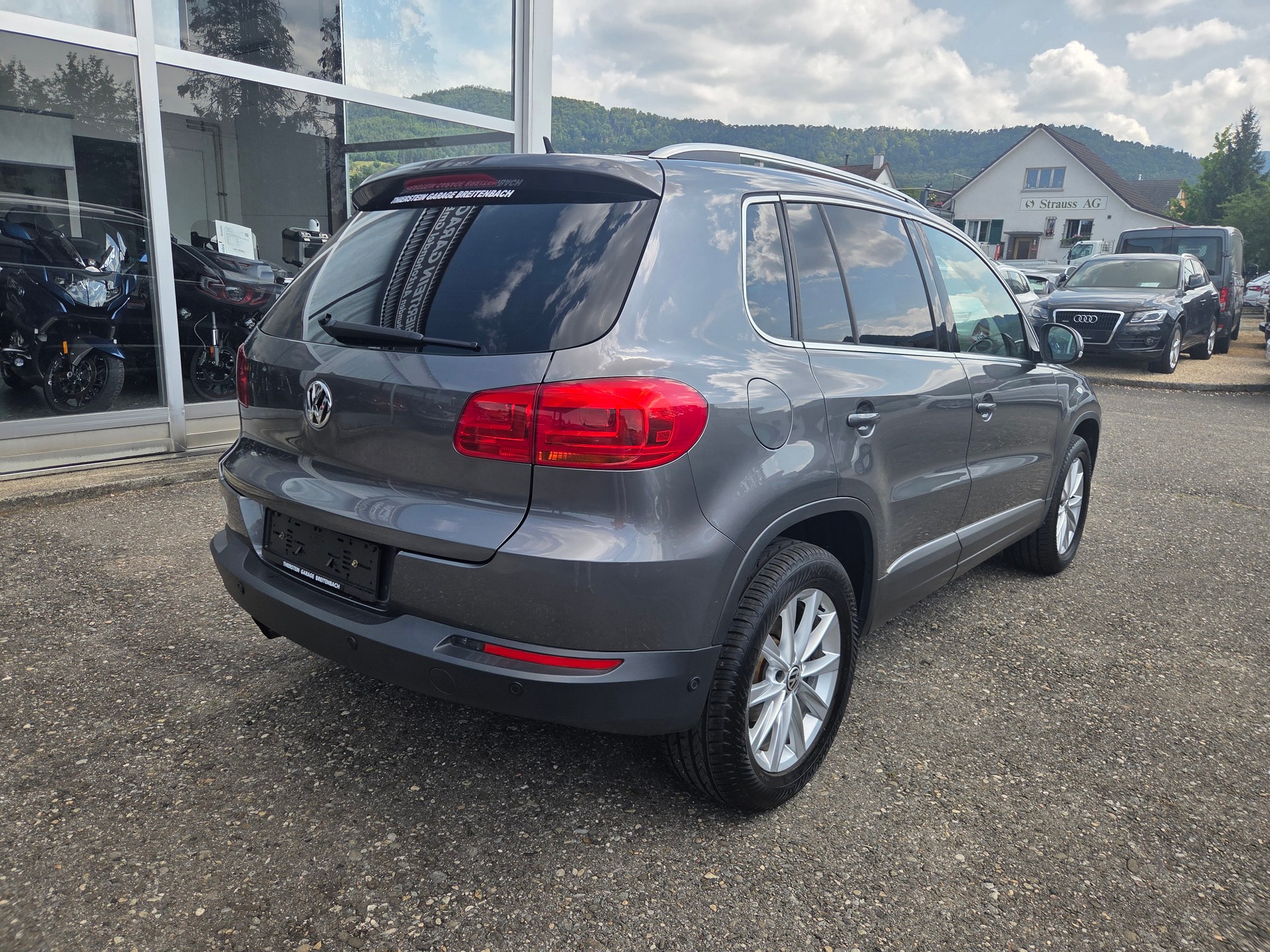 VW Tiguan 1.4 TSI Sport&Style 4Motion-image-8