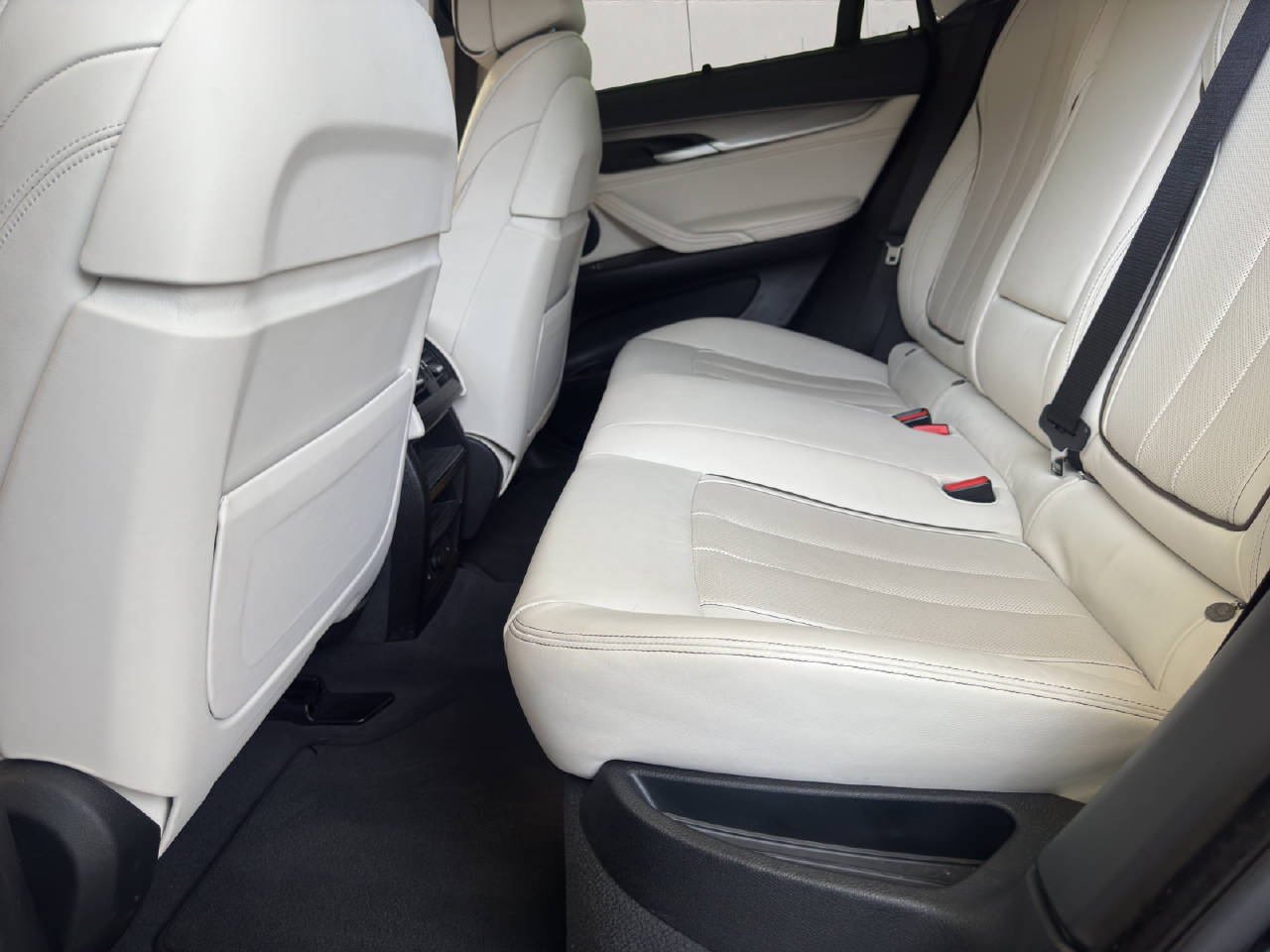 BMW X6 50i xDrive 450PS*-image-19
