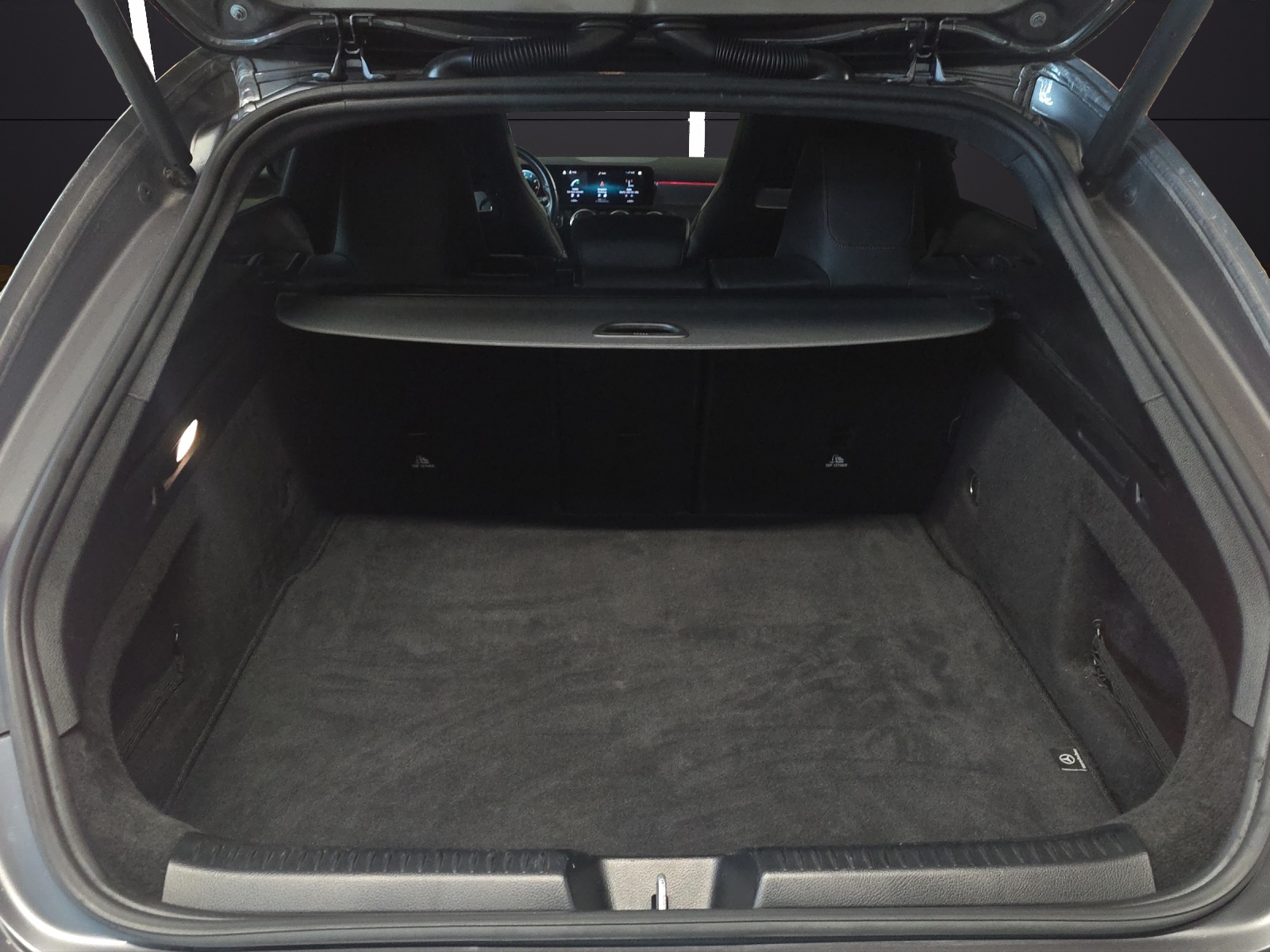 MERCEDES-BENZ CLA Shooting Brake 200 AMG Line 7G-DCT CH-Fahrzeug-image-23