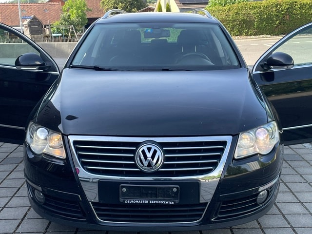 VW Passat Variant 2.0T FSI Highline-showroom-element-3