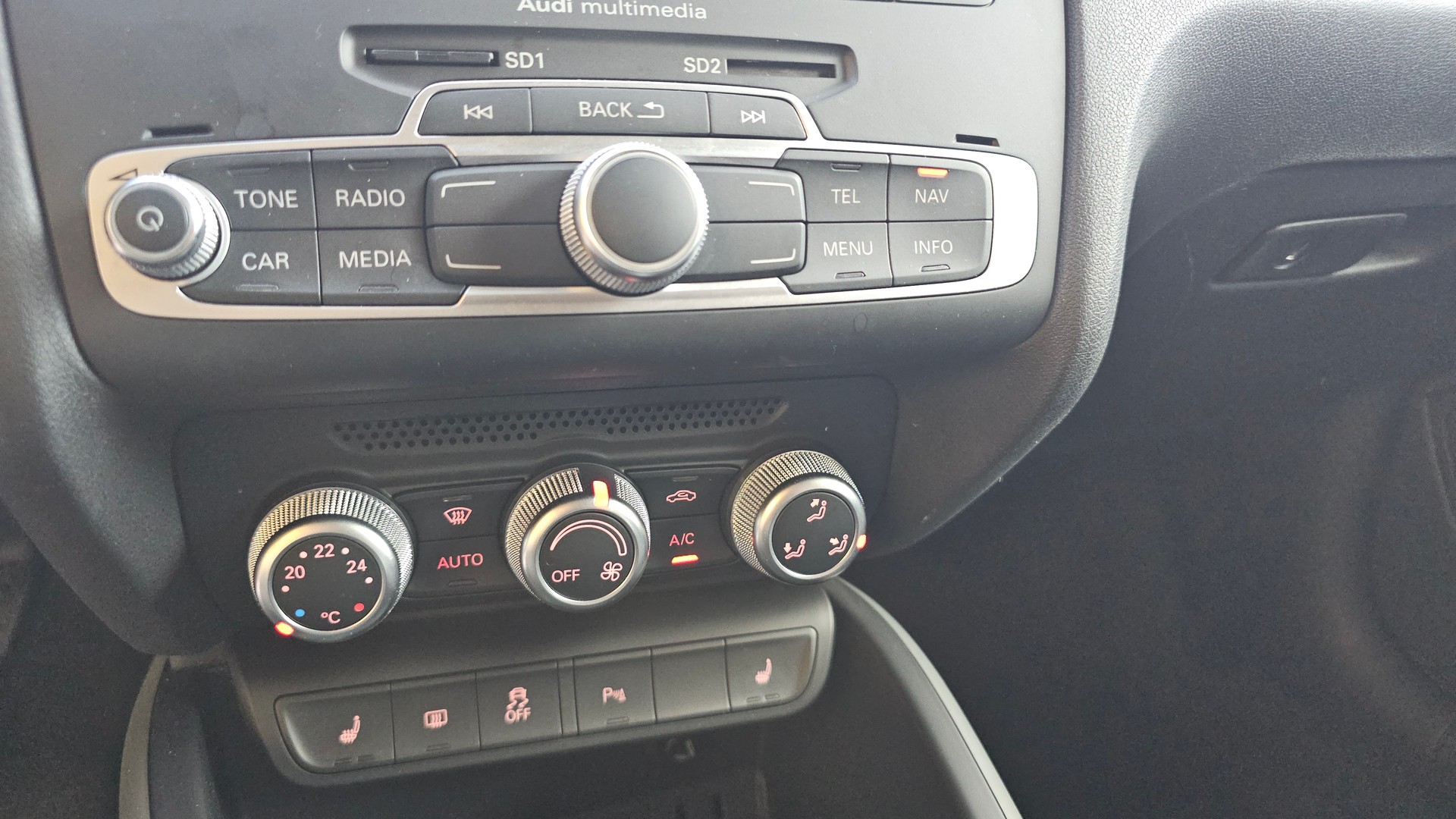 AUDI A1 1.0 TFSI Sport-image-12