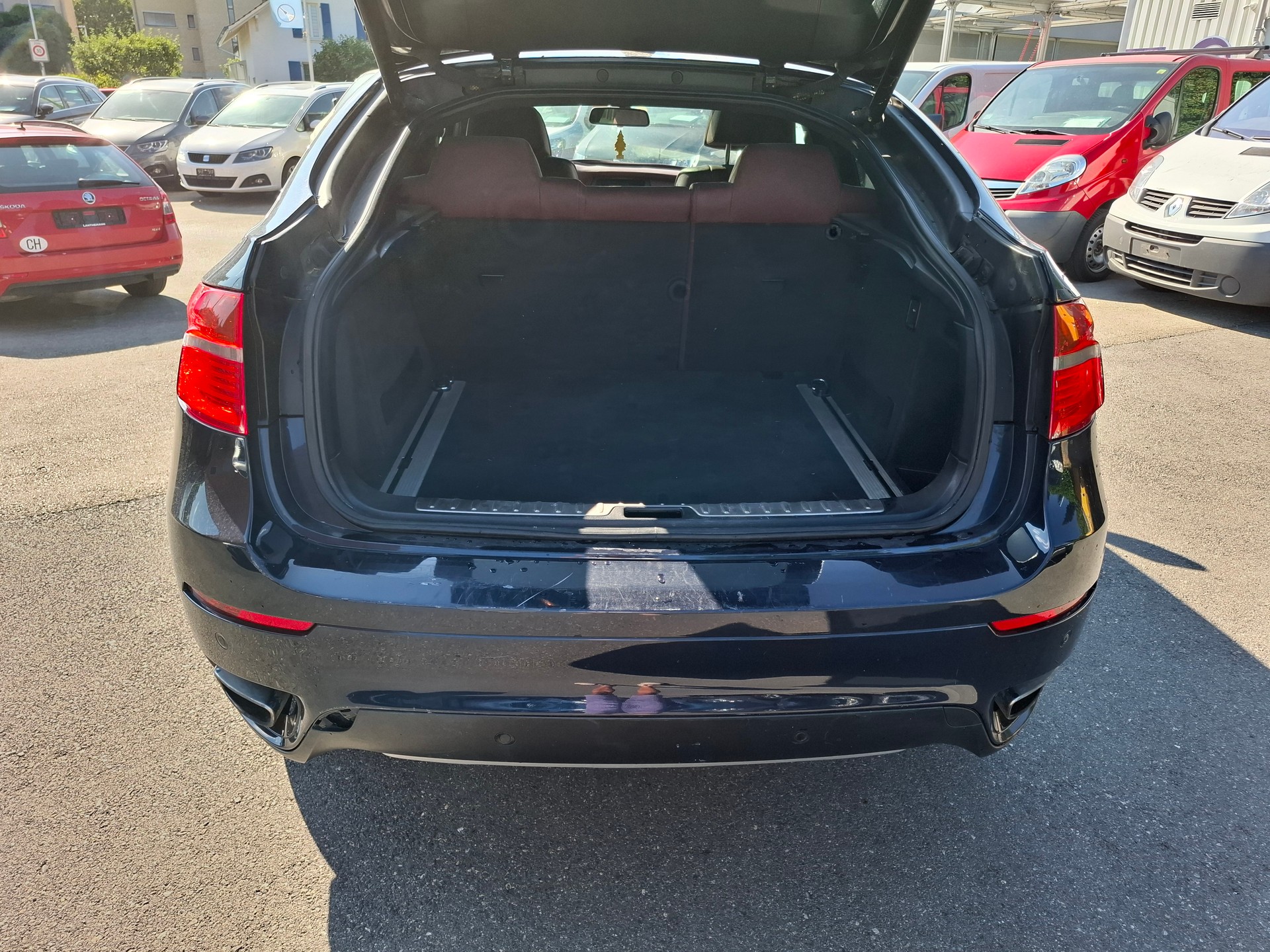 BMW X6 xDrive 50i Steptronic-image-14
