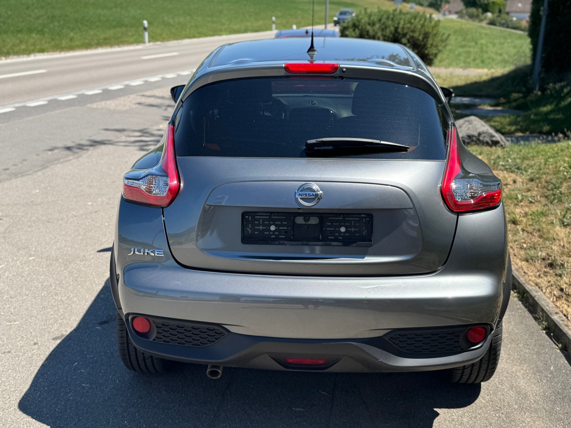 NISSAN Juke 1.6 Swiss Edition Xtronic CVT-image-5