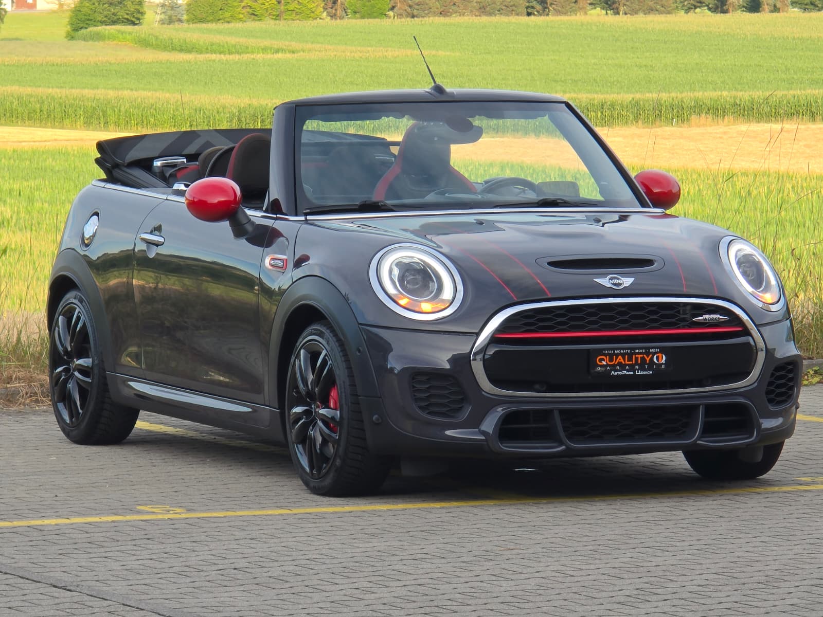 MINI Cooper John Cooper Works Cabriolet Steptronic-showroom-element-2