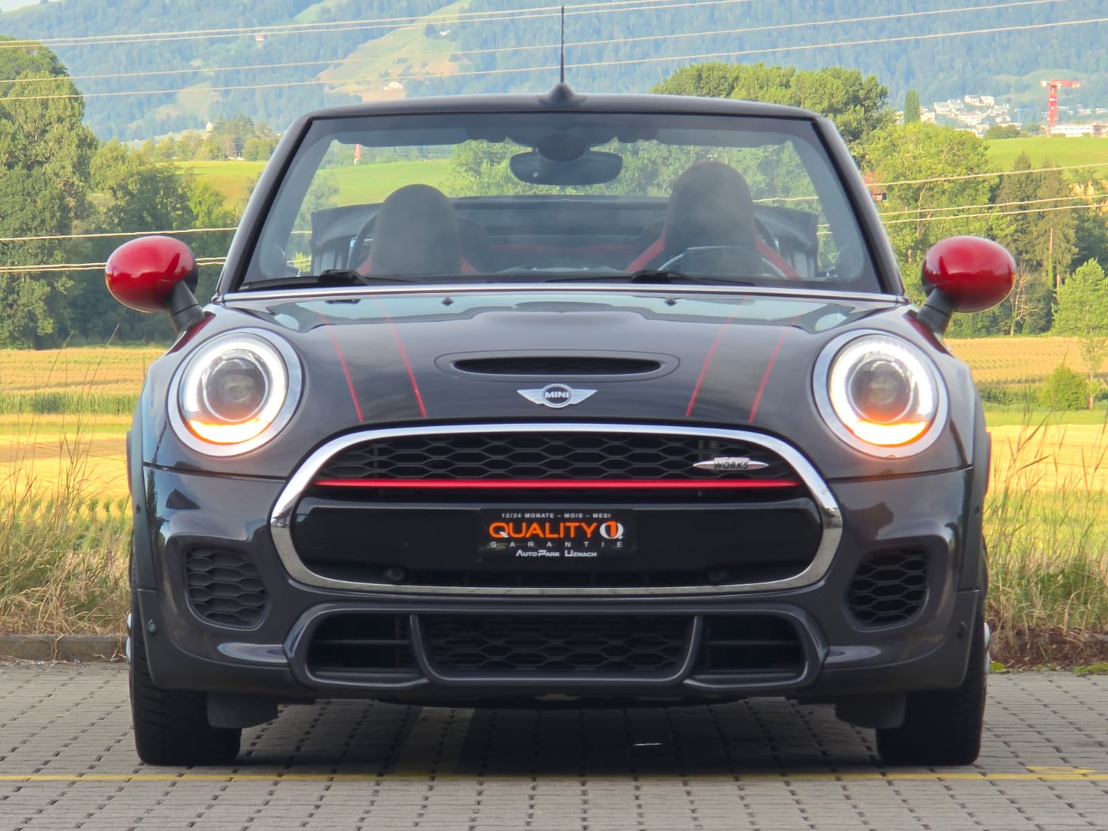 MINI Cooper John Cooper Works Cabriolet Steptronic-showroom-element-1