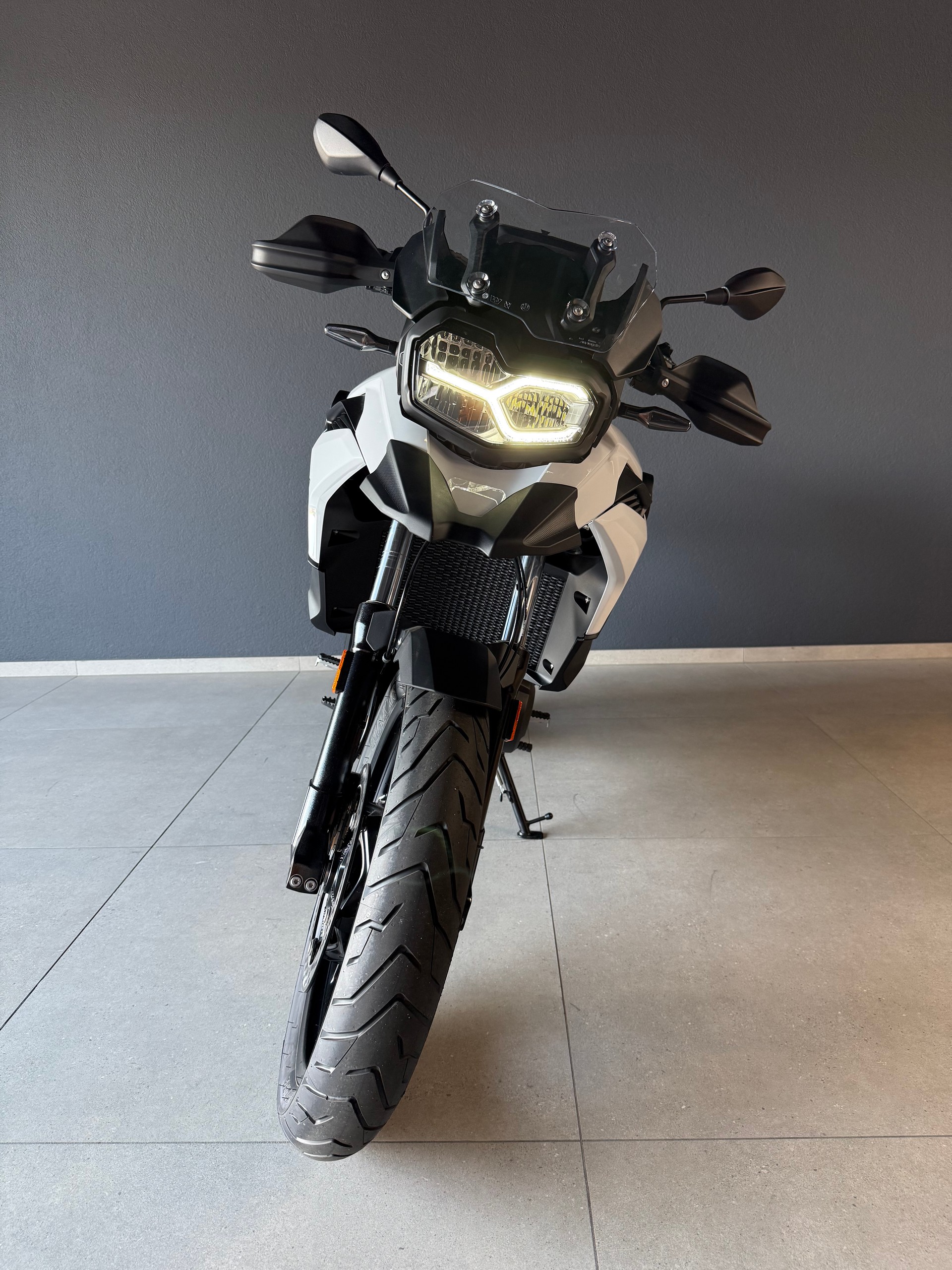 BMW F 800 GS-image-2